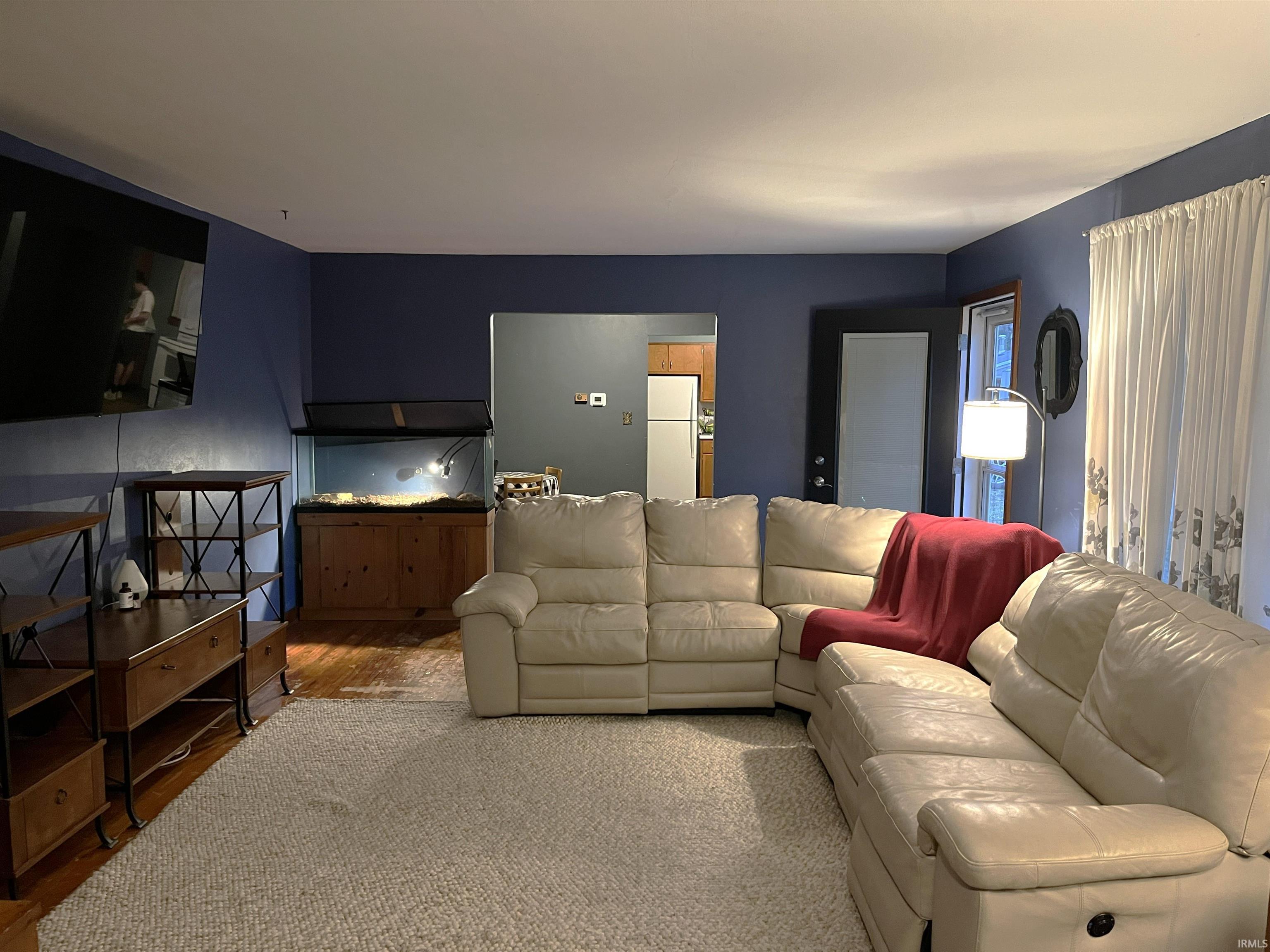 Photo 3 of 627 W Arnold Street