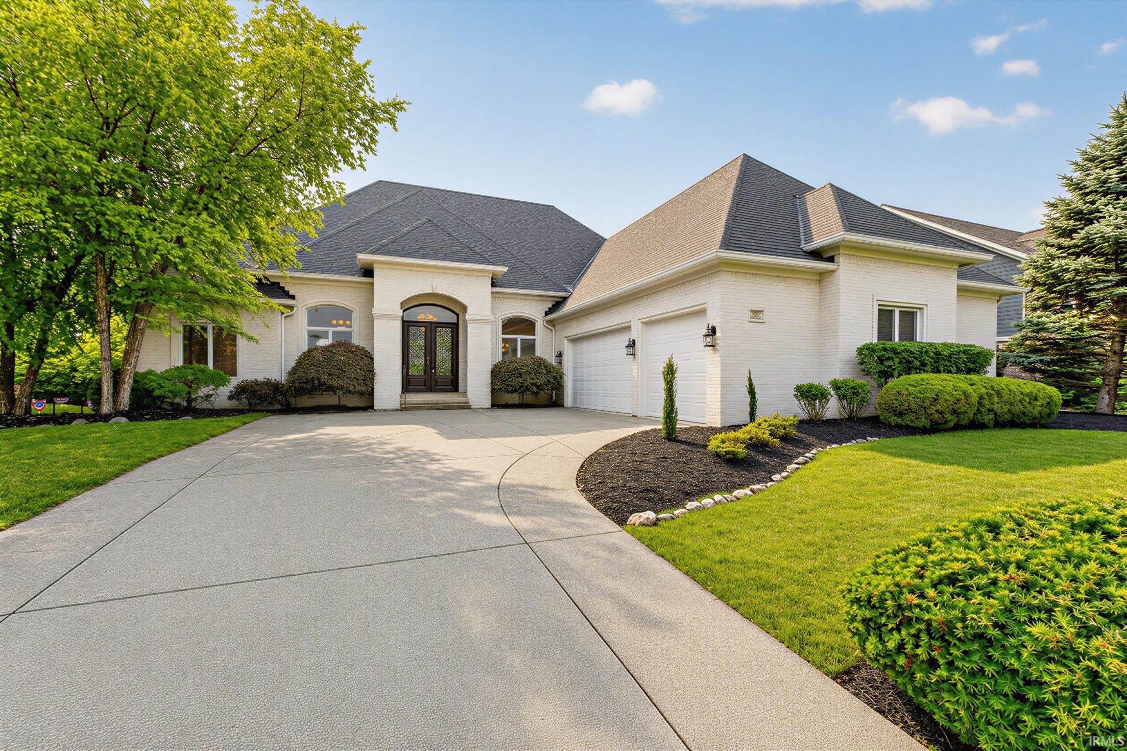 2nd image of 5913 Chartwell Dr, Bargersville, IN 46106 | MLS# 202631211