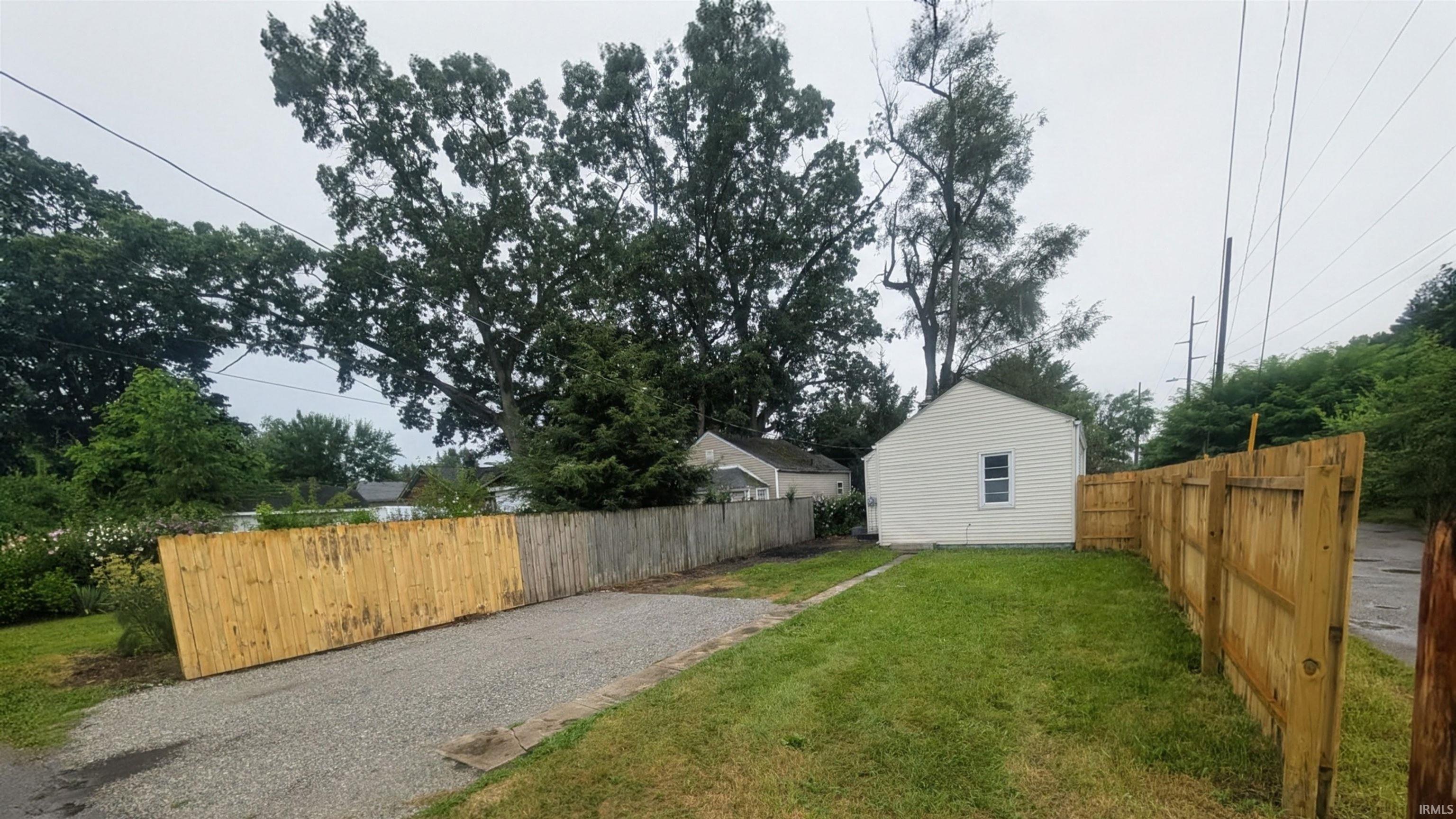 21st image of 502 S 34th St, South Bend, IN 46615 | MLS# 202631218