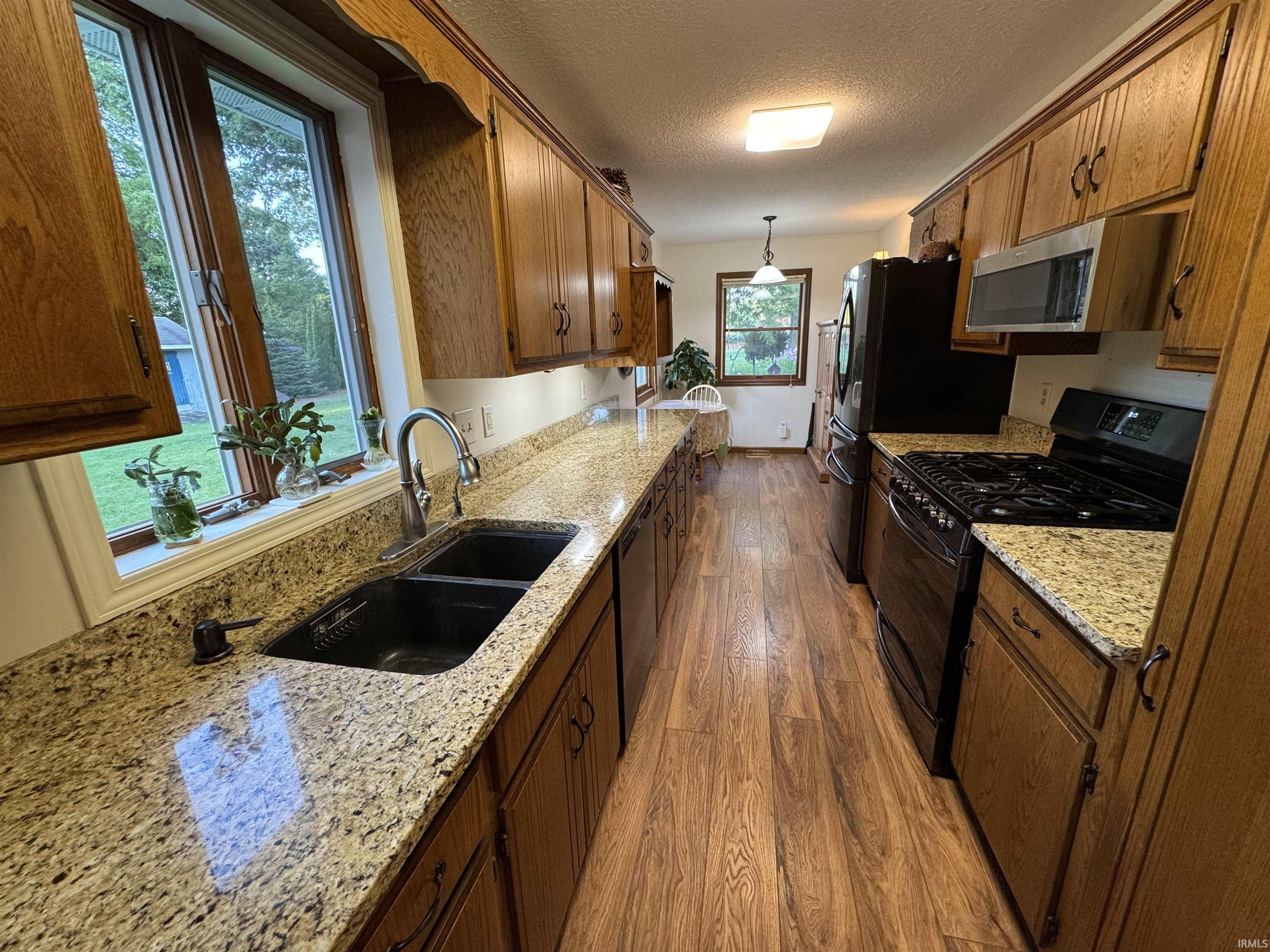 Photo 10 of 1520 W Buddale Drive