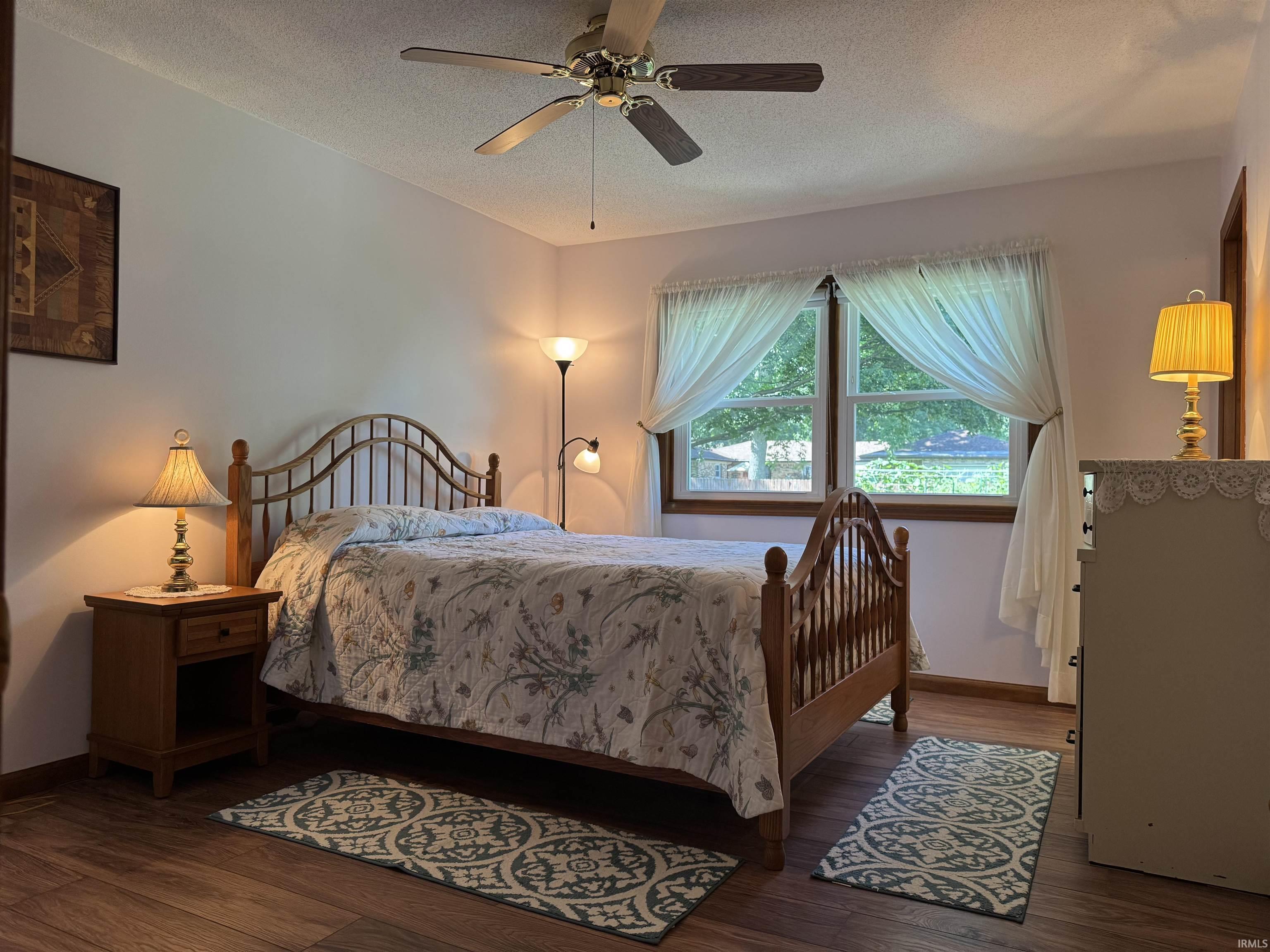 Photo 11 of 1520 W Buddale Drive