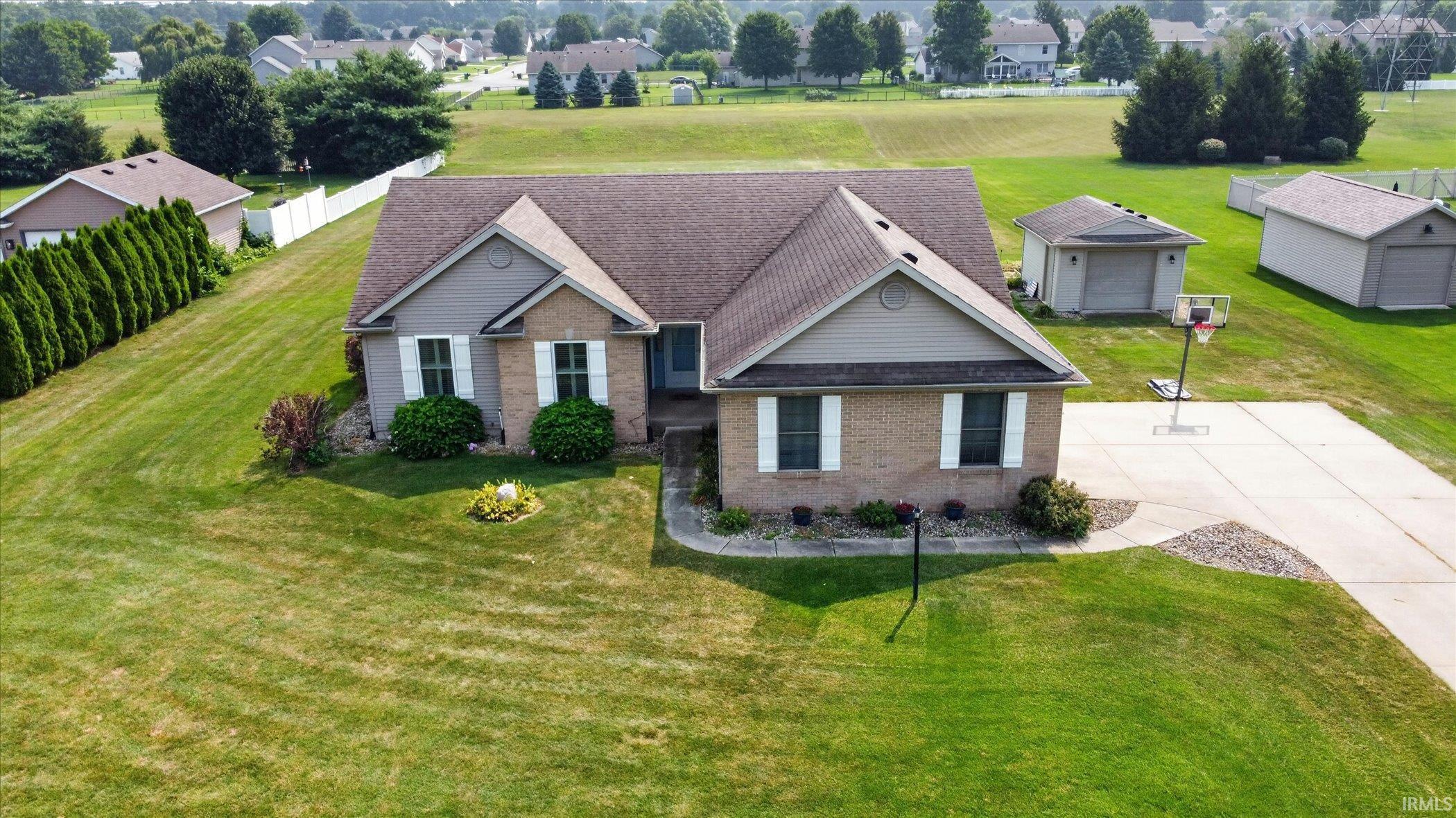 2nd image of 51160 Elm Rd, Granger, IN 46530 | MLS# 202631261