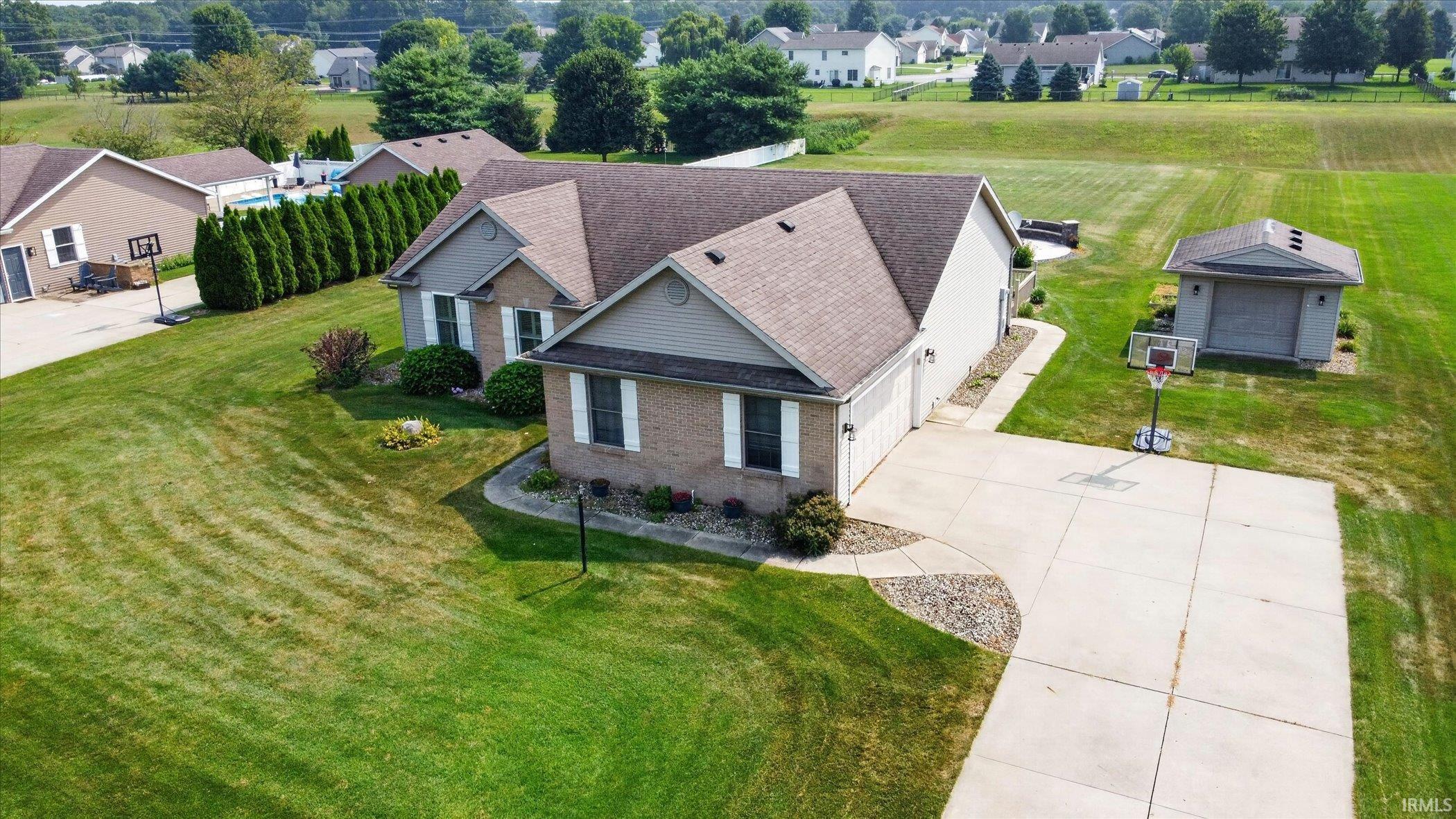 3rd image of 51160 Elm Rd, Granger, IN 46530 | MLS# 202631261