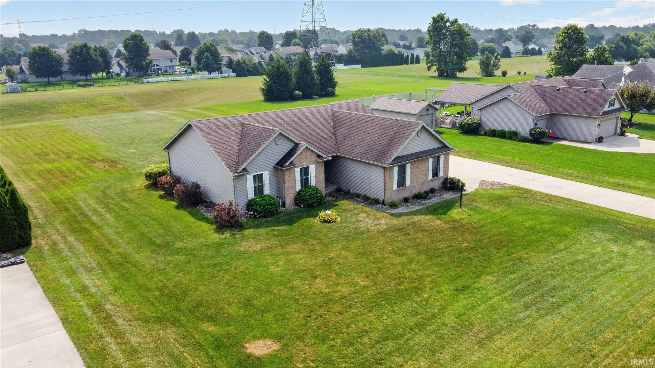 4th image of 51160 Elm Rd, Granger, IN 46530 | MLS# 202631261
