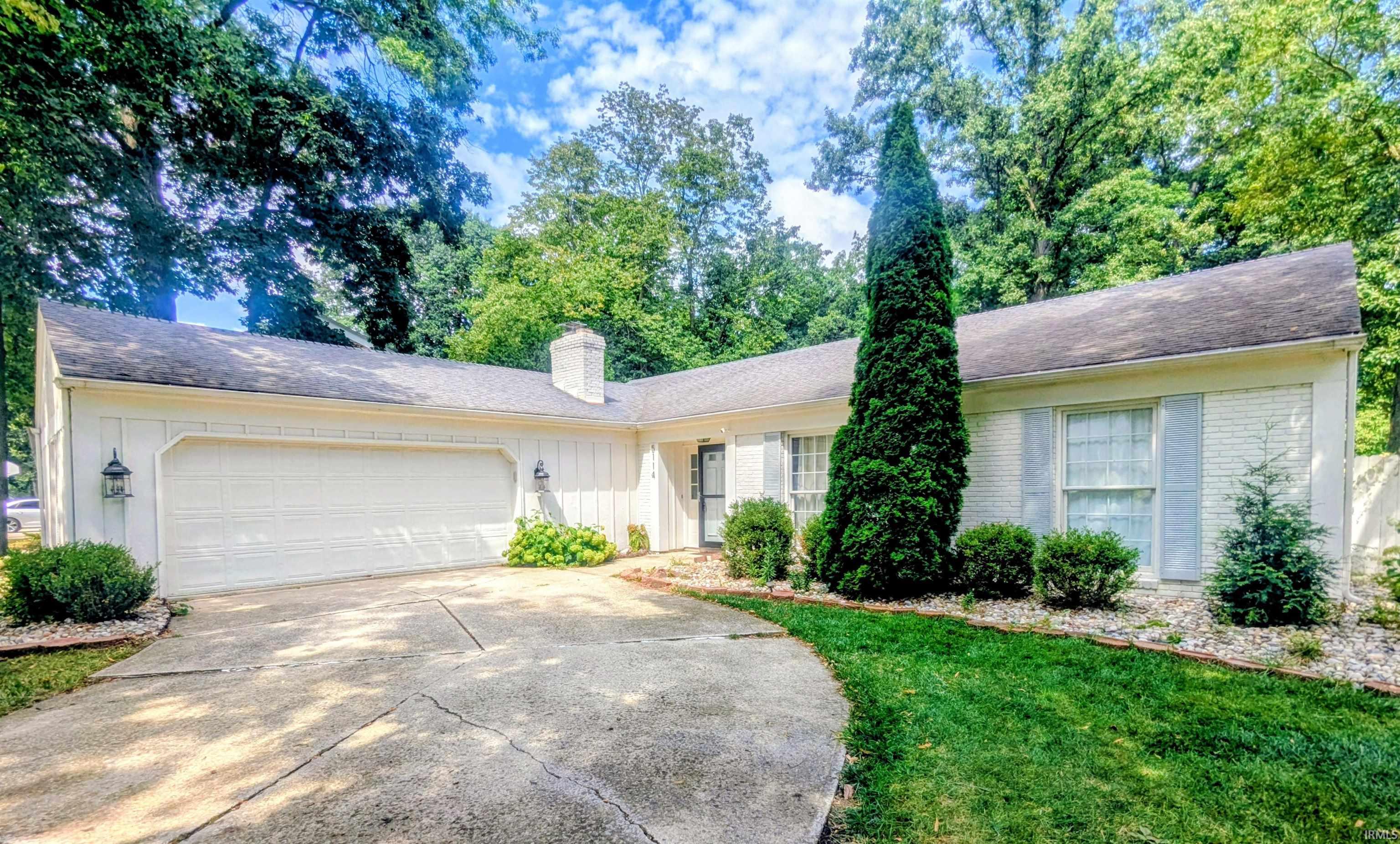2nd image of 5114 W Arlington Park Blvd, Fort Wayne, IN 46835 | MLS# 202631267