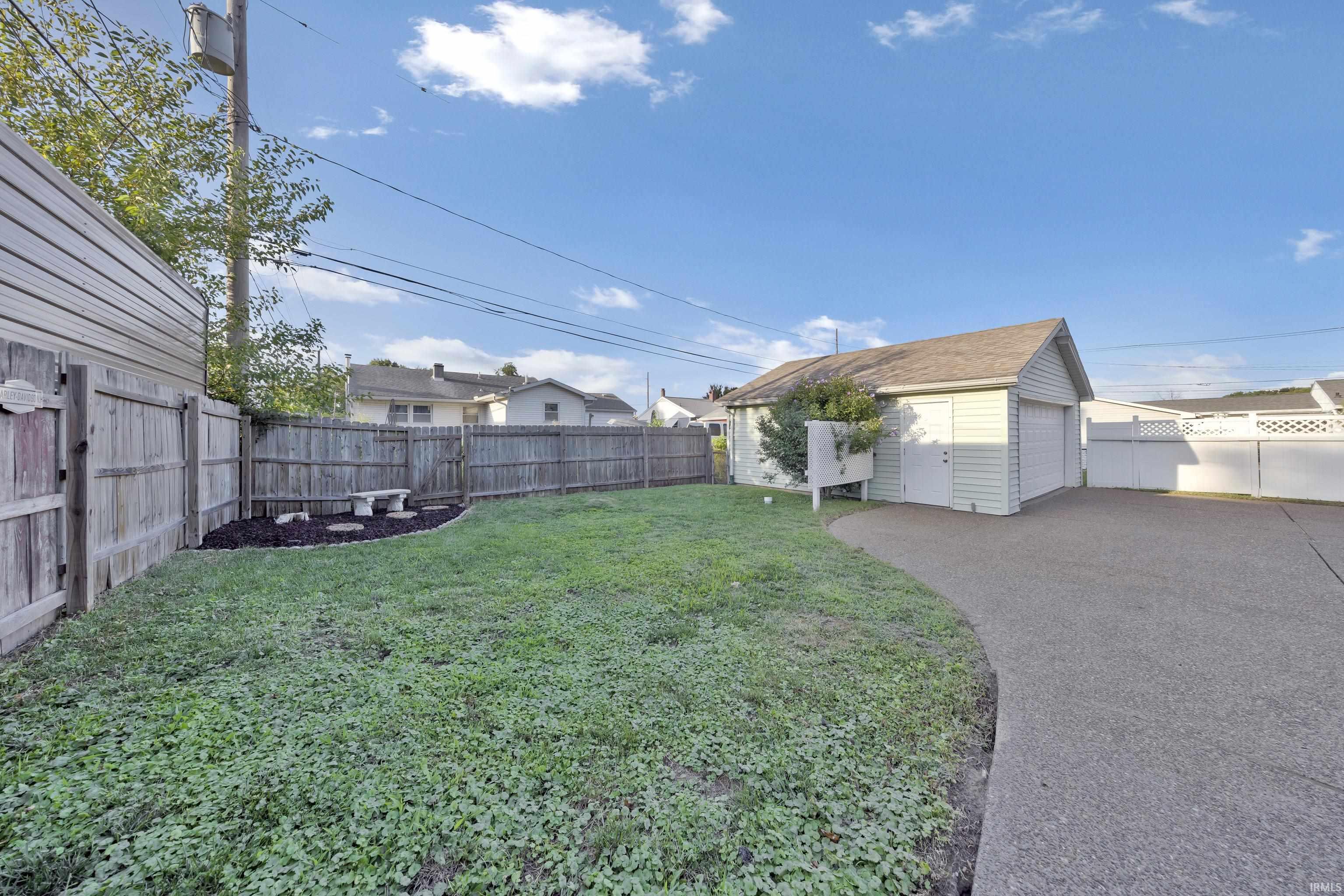 Photo 3 of Manufactured home for sale at 5112 Graham Ave, Evansville, IN 47715 | MLS# 202631274 | Listing updated on 2026-09-20