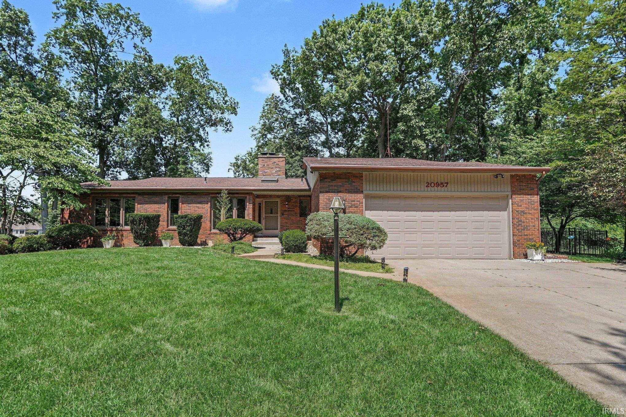 Renovated Mid-Century Beauty on the Upper St. Joe River