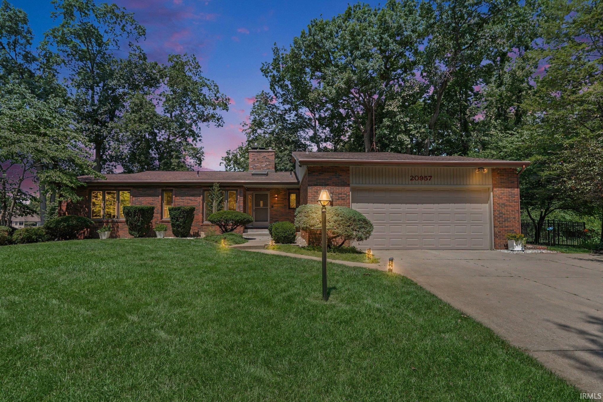 Photo 36 of 20957 Riverbrook Lane