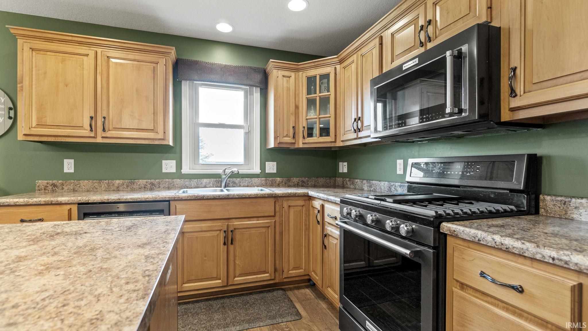 Photo 15 of 7233 Summerlyn Drive