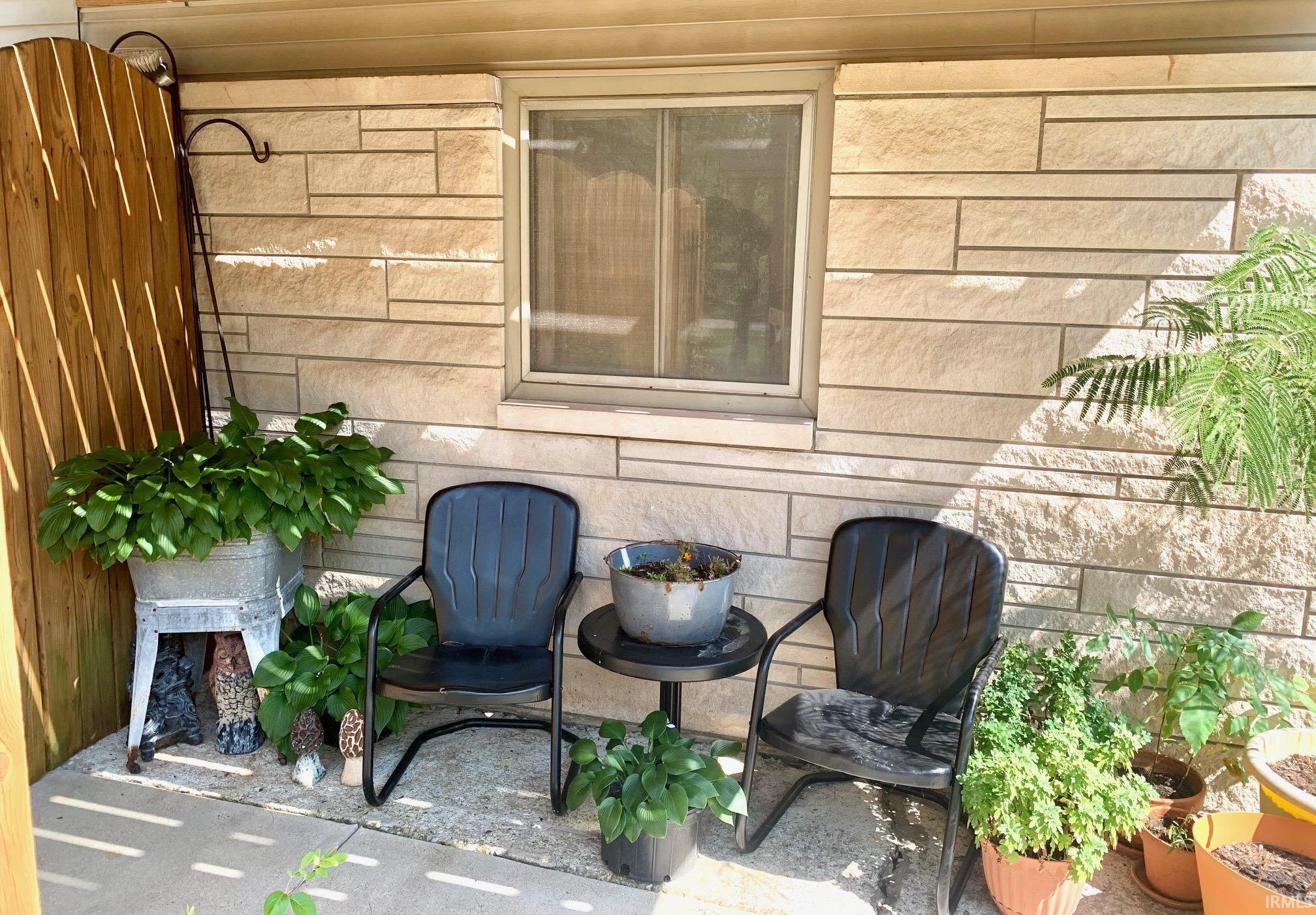 3rd image of 150 W Wayside Dr, Bloomington, IN 47403 | MLS# 202631383