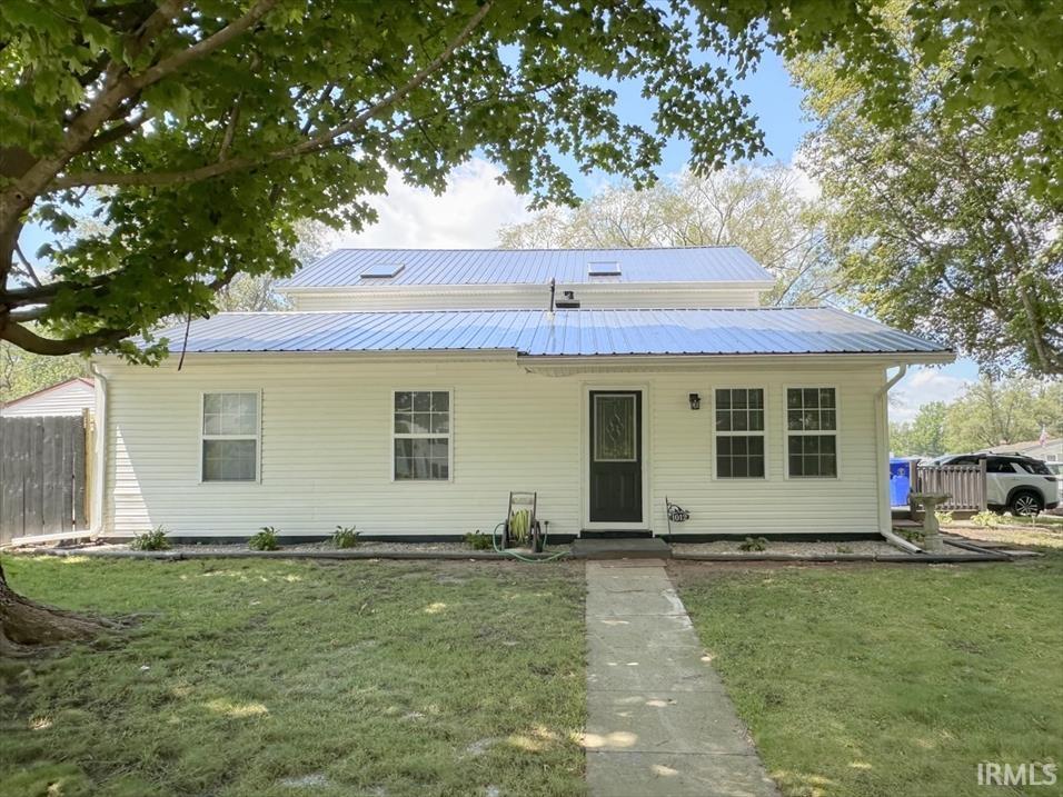 1st image of 1012 Chippewa Ln, Kokomo, IN 46902 | MLS# 202631404
