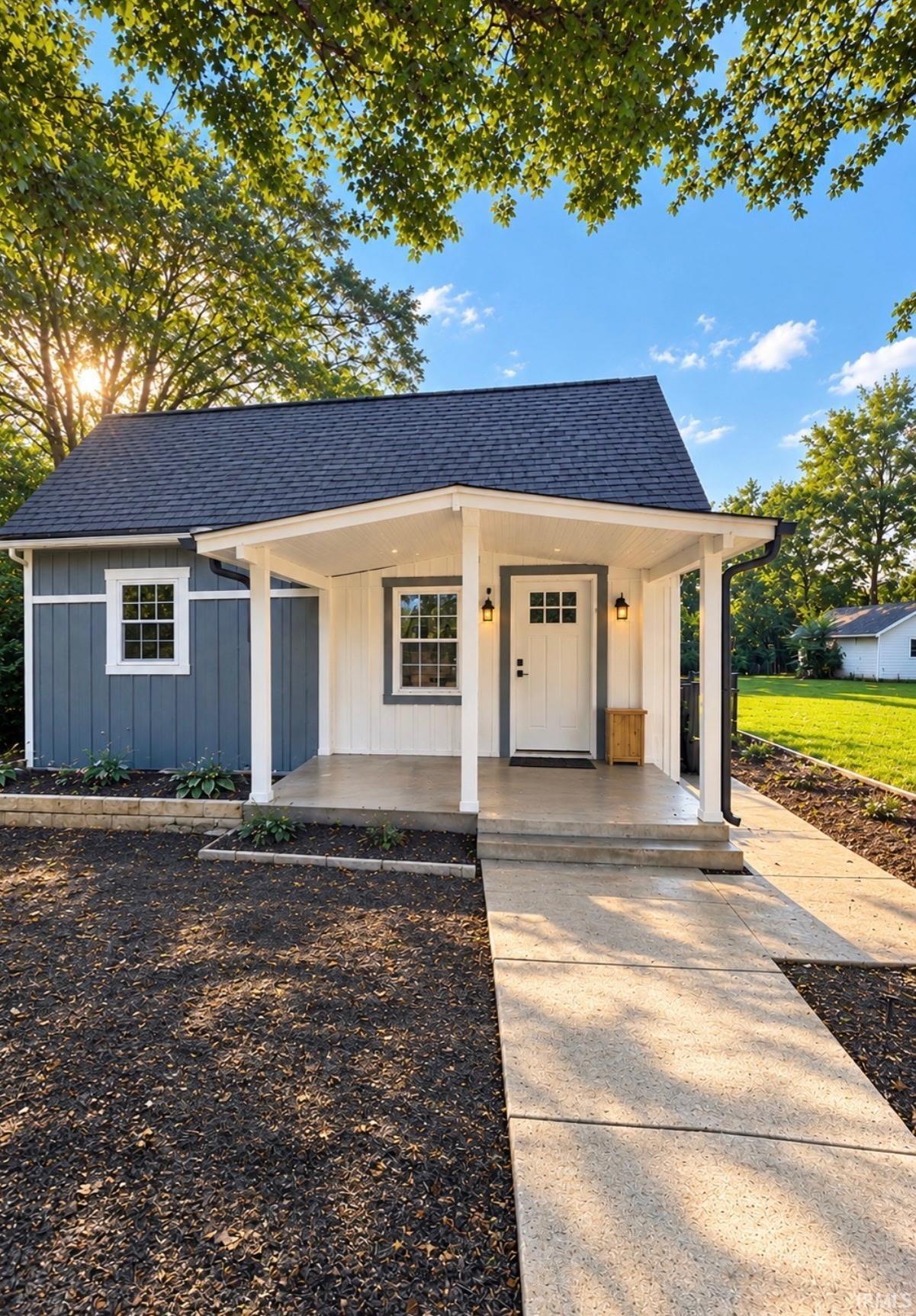 Single family home for sale at 1015 Chestnut St, Anderson, IN 46012 | MLS# 202631423