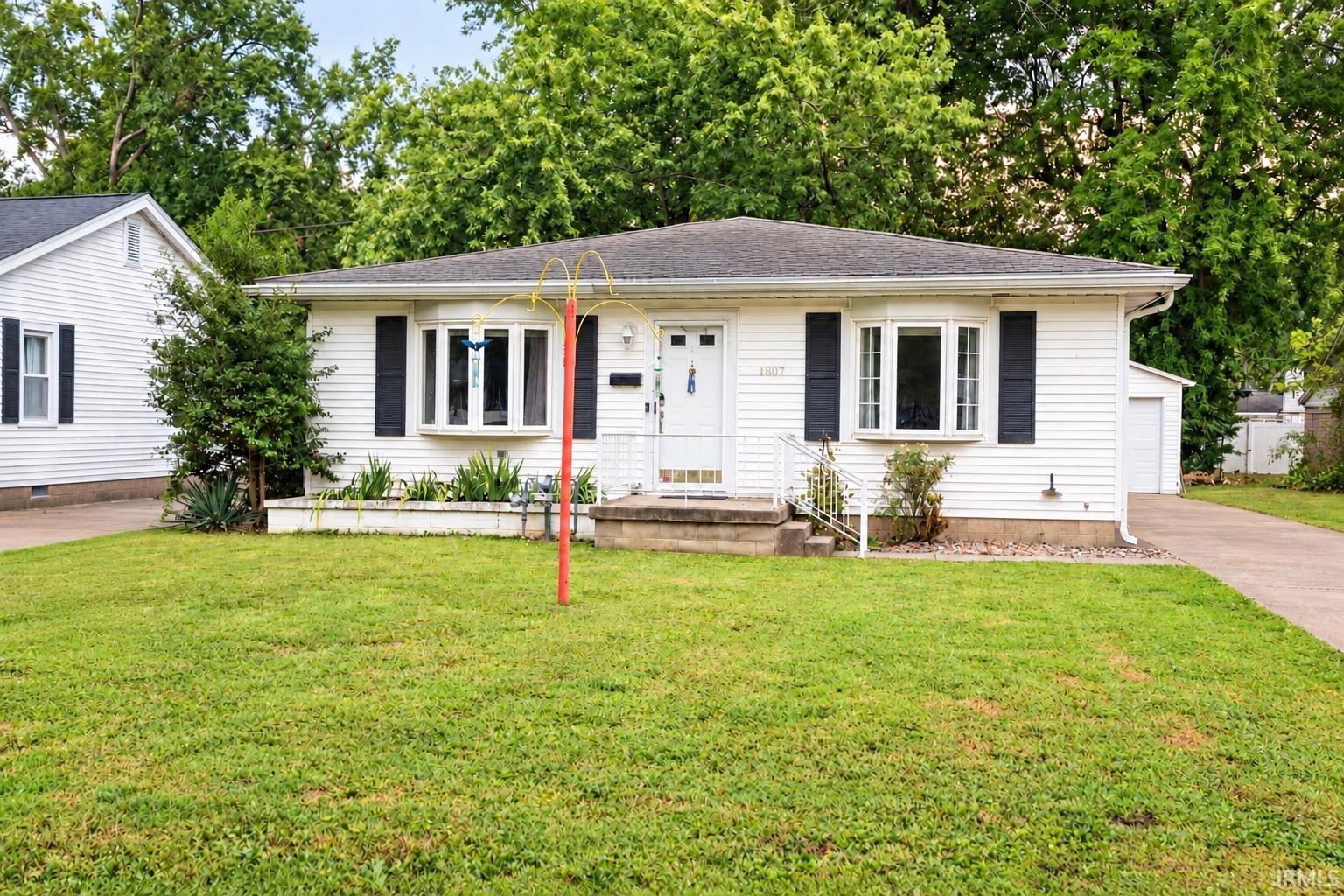 Photo 1 of Manufactured home for sale at 1807 N Saint James Blvd, Evansville, IN 47711 | MLS# 202631444 | Listing updated on 2026-09-12