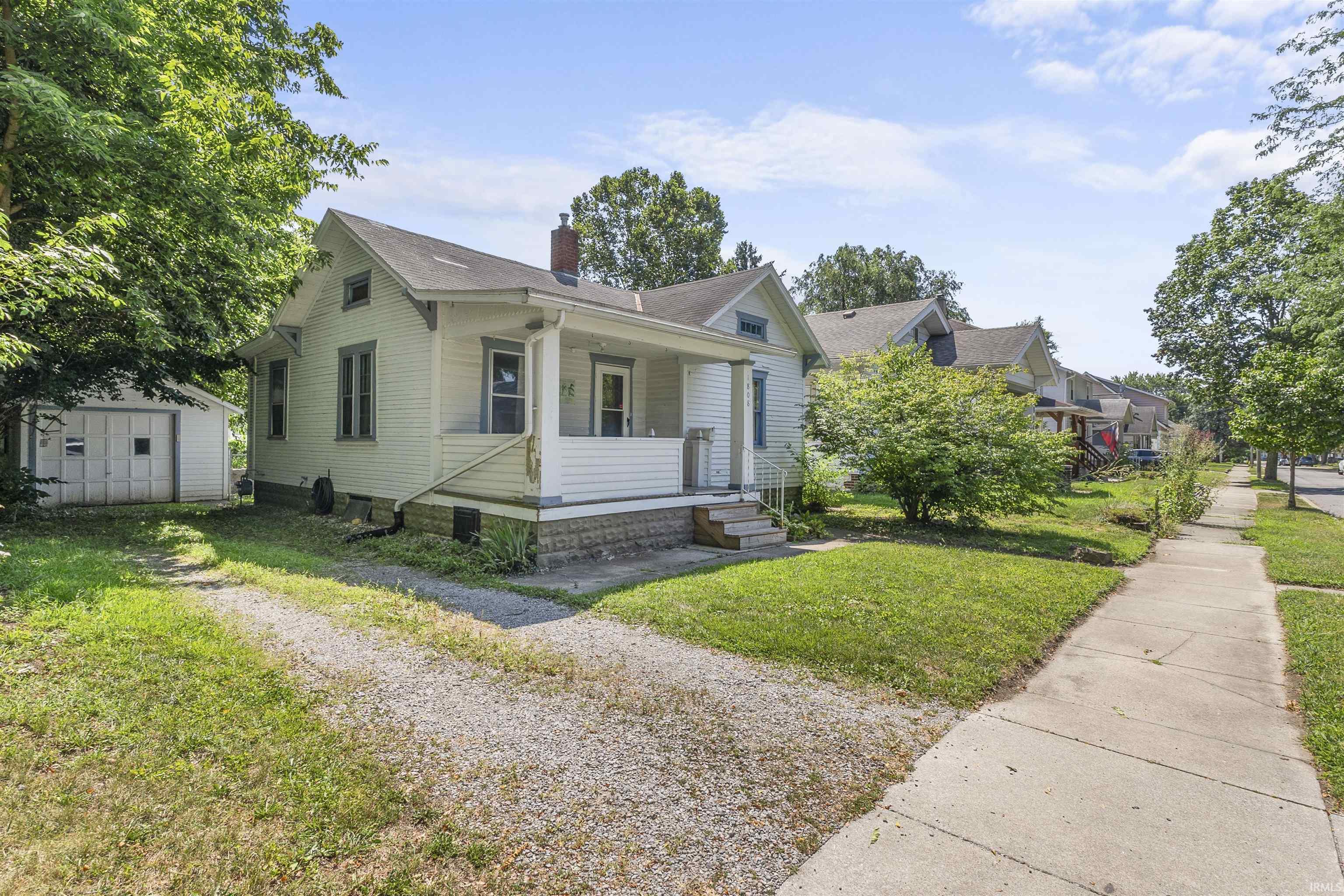 Photo 3 of 1808 Tecumseh Street