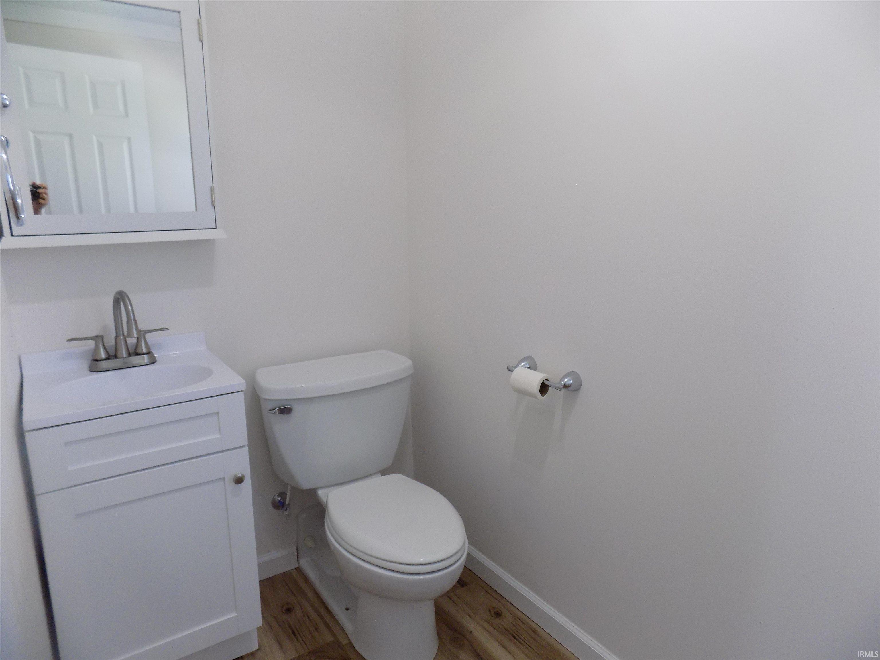 Photo 17 of 57932 Roys Avenue