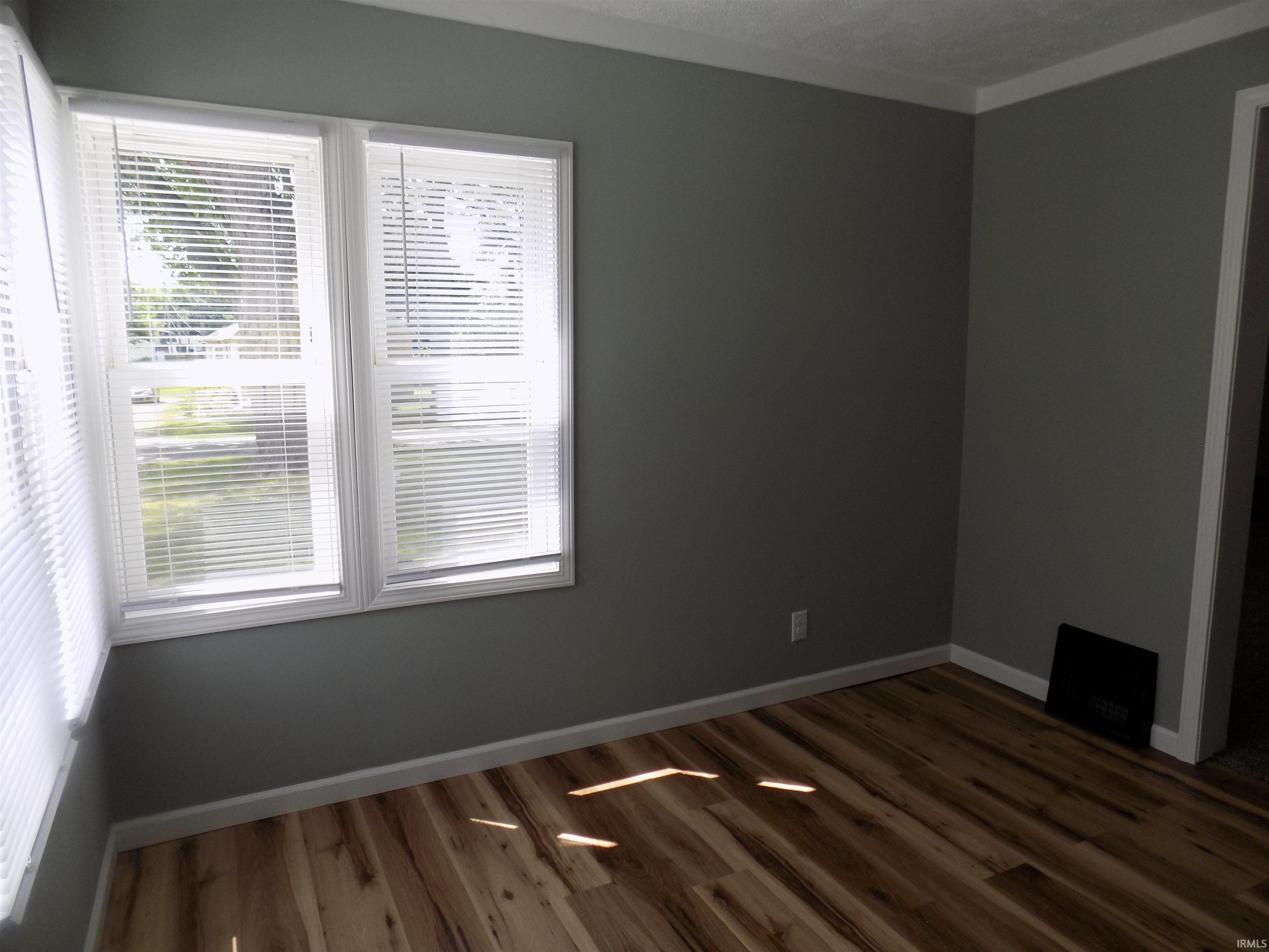 Photo 5 of 57932 Roys Avenue