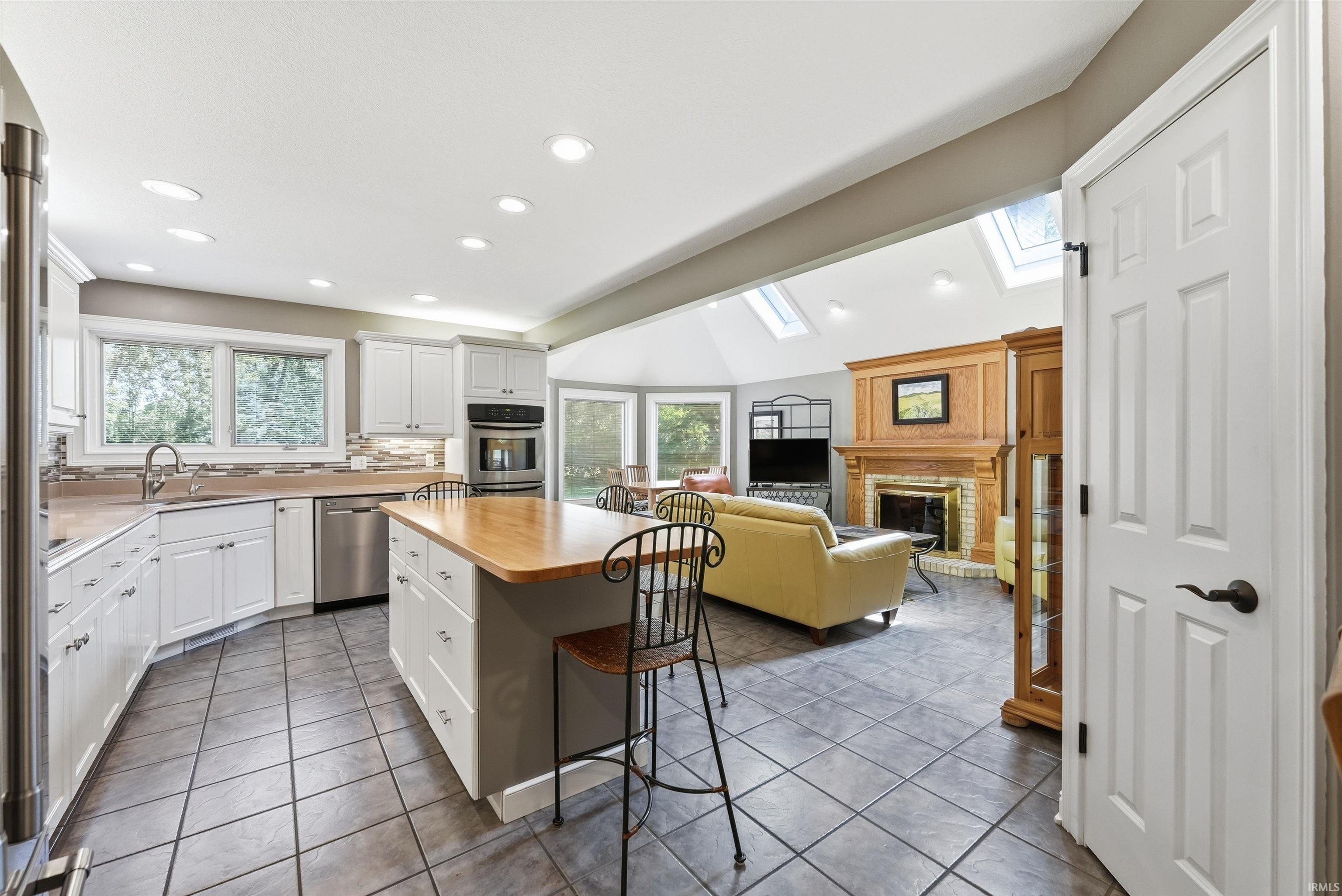 Photo 10 of 1411 Saunton Court