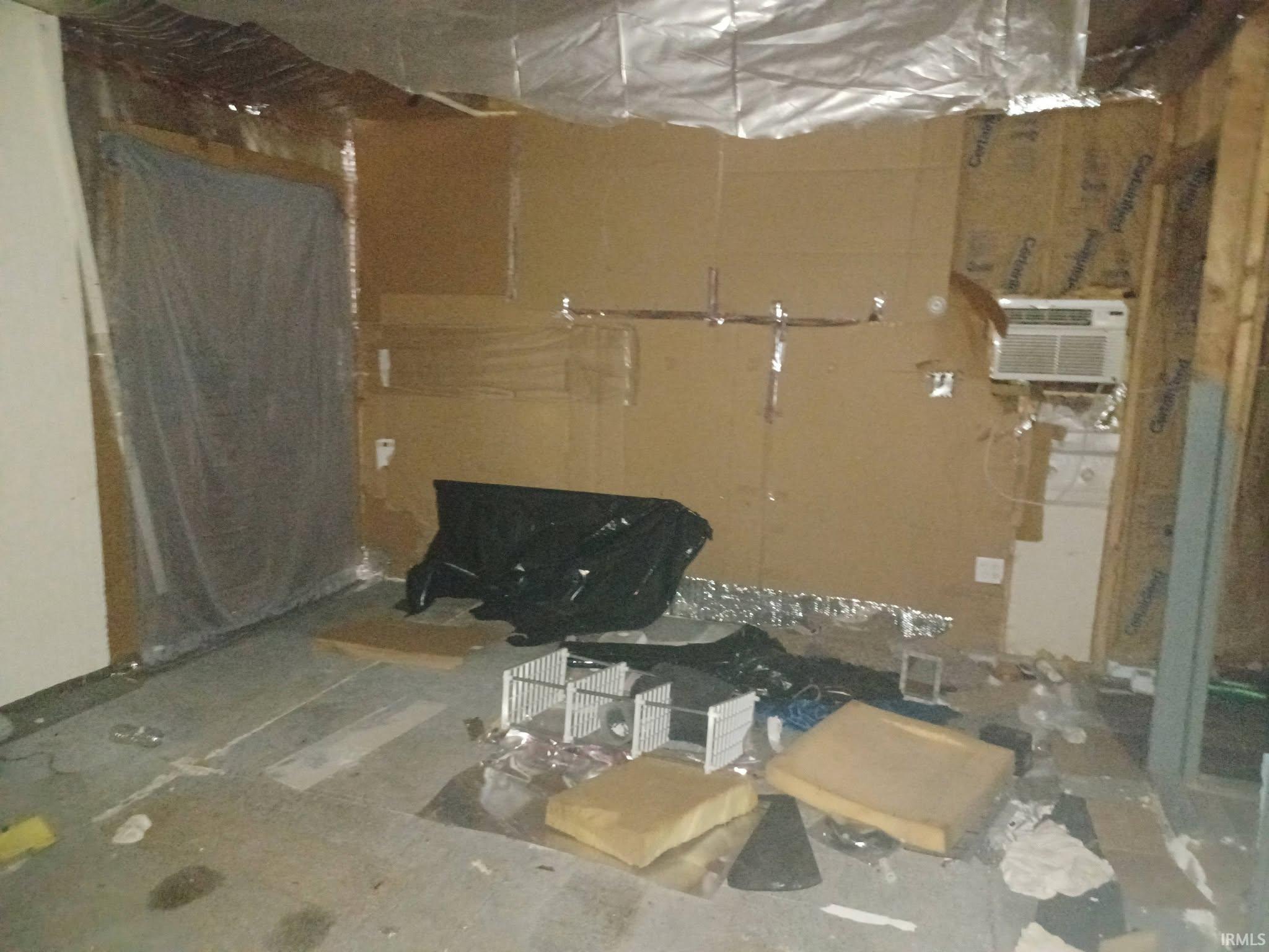 2nd image of 317 Adams Ave, Evansville, IN 47713 | MLS# 202631532