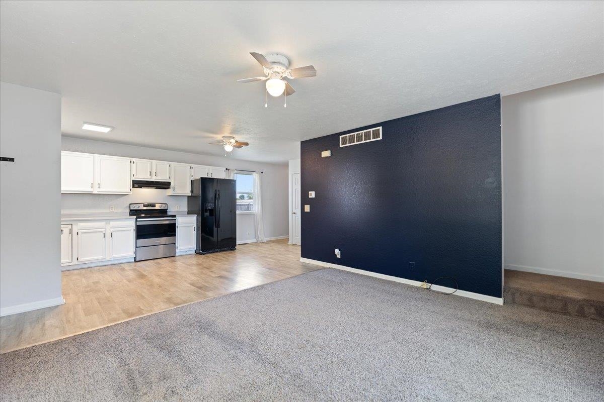 Photo 1 of 103 W Miller Street