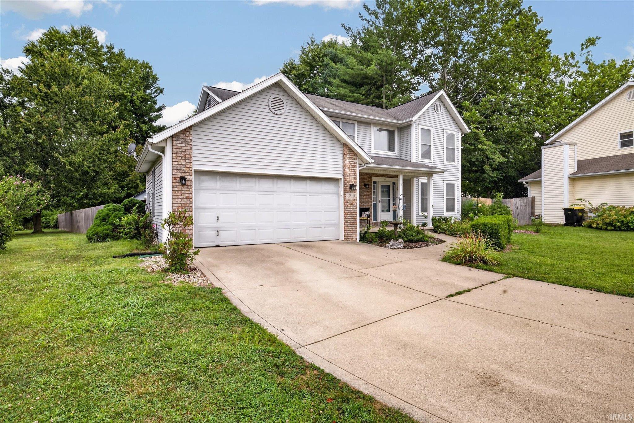 2nd image of 1214 S Donington Ct, Bloomington, IN 47401 | MLS# 202631557