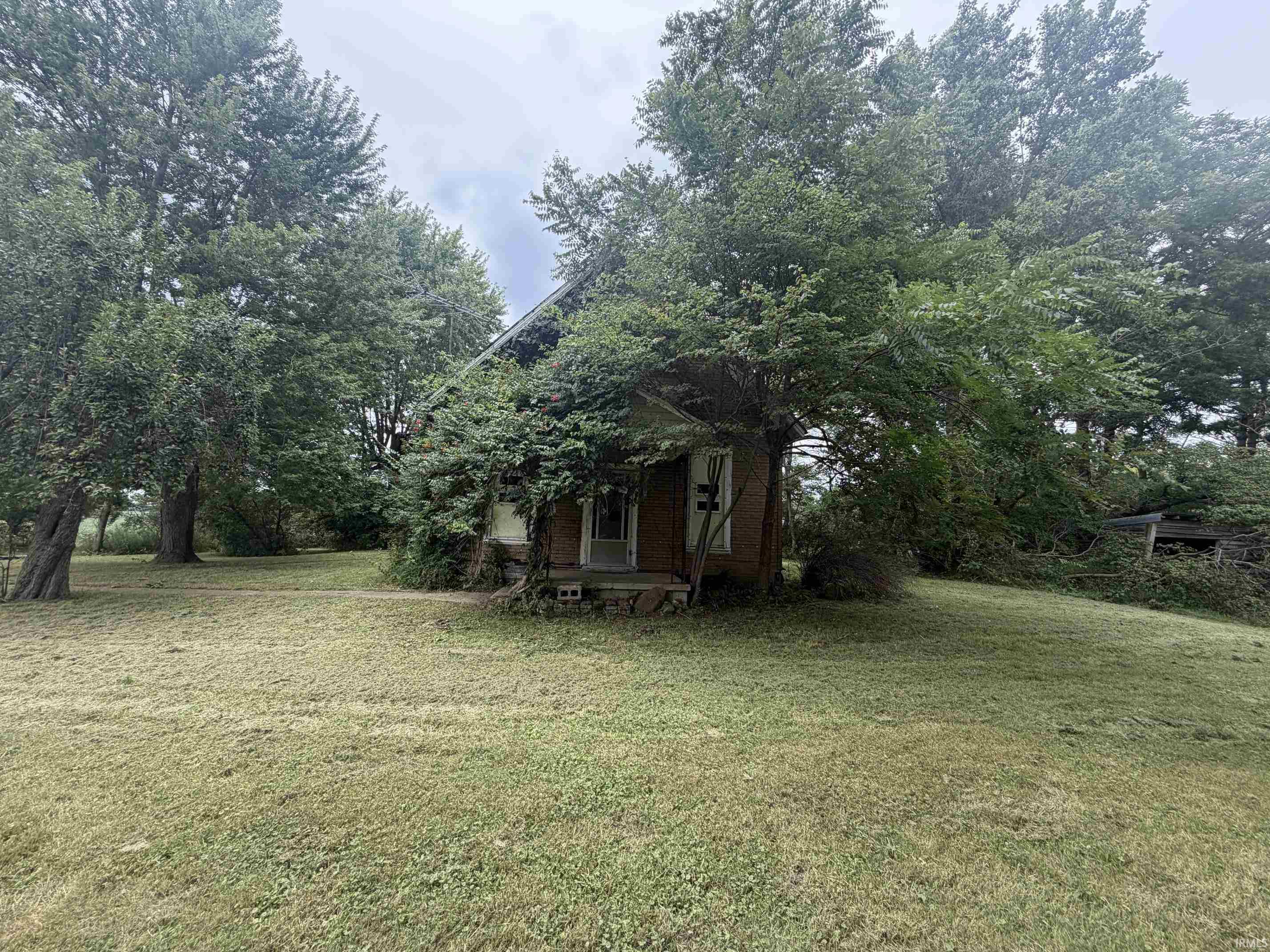 1st image of 4377 S 150 E, Oakford, IN 46965 | MLS# 202631582