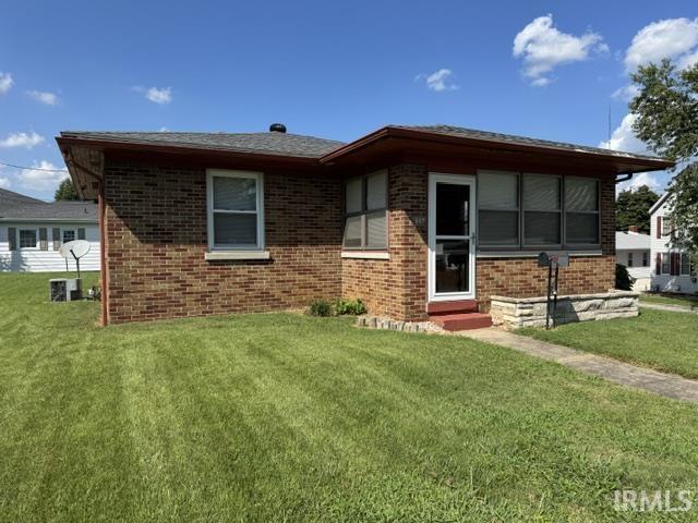 2nd image of 2607 W Delaware St, Evansville, IN 47712 | MLS# 202631603