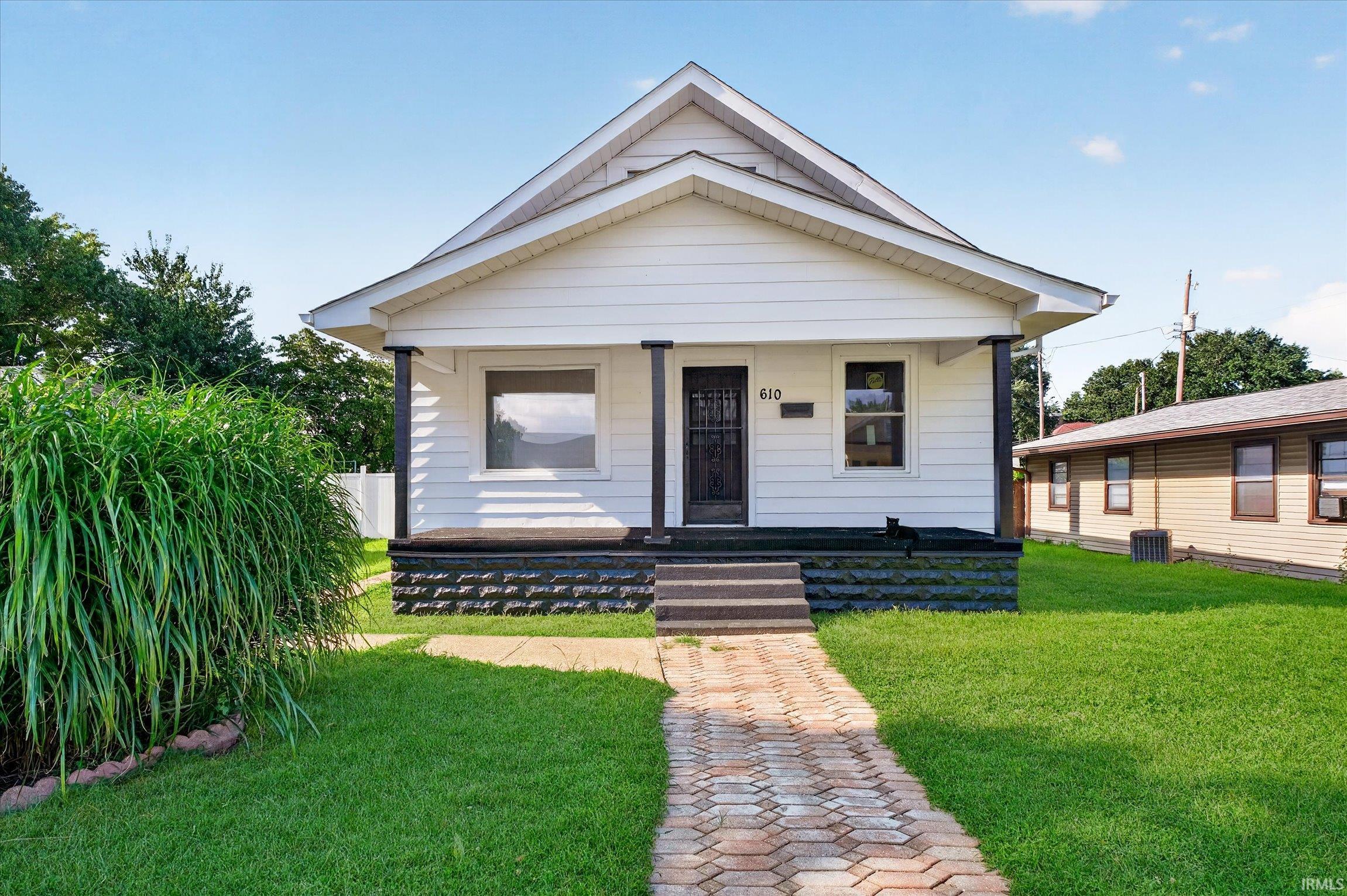2nd image of 610 Morton St, Terre Haute, IN 47802 | MLS# 202631615