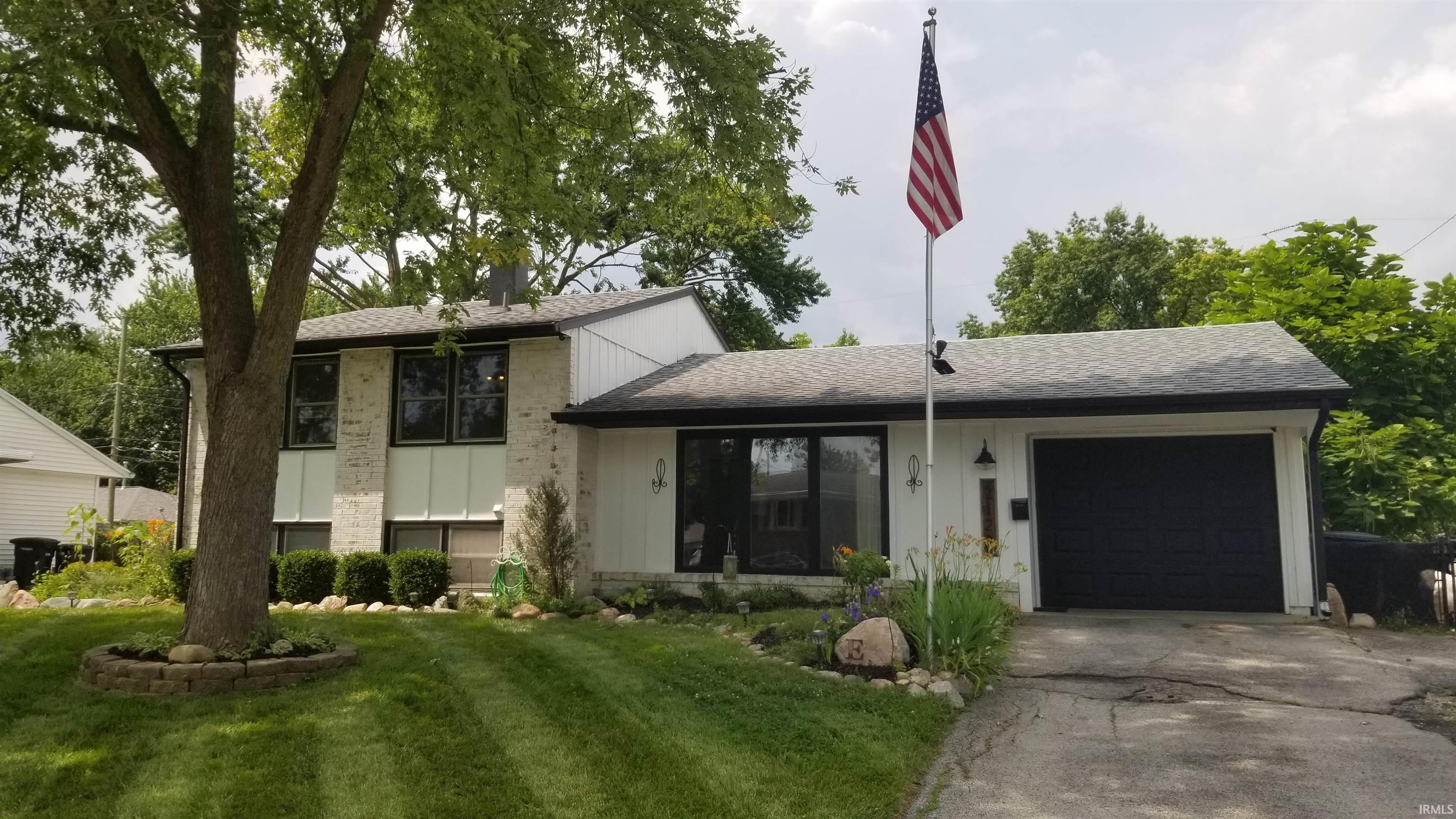 1st image of 2120 Arapahoe Dr, Lafayette, IN 47909 | MLS# 202631621