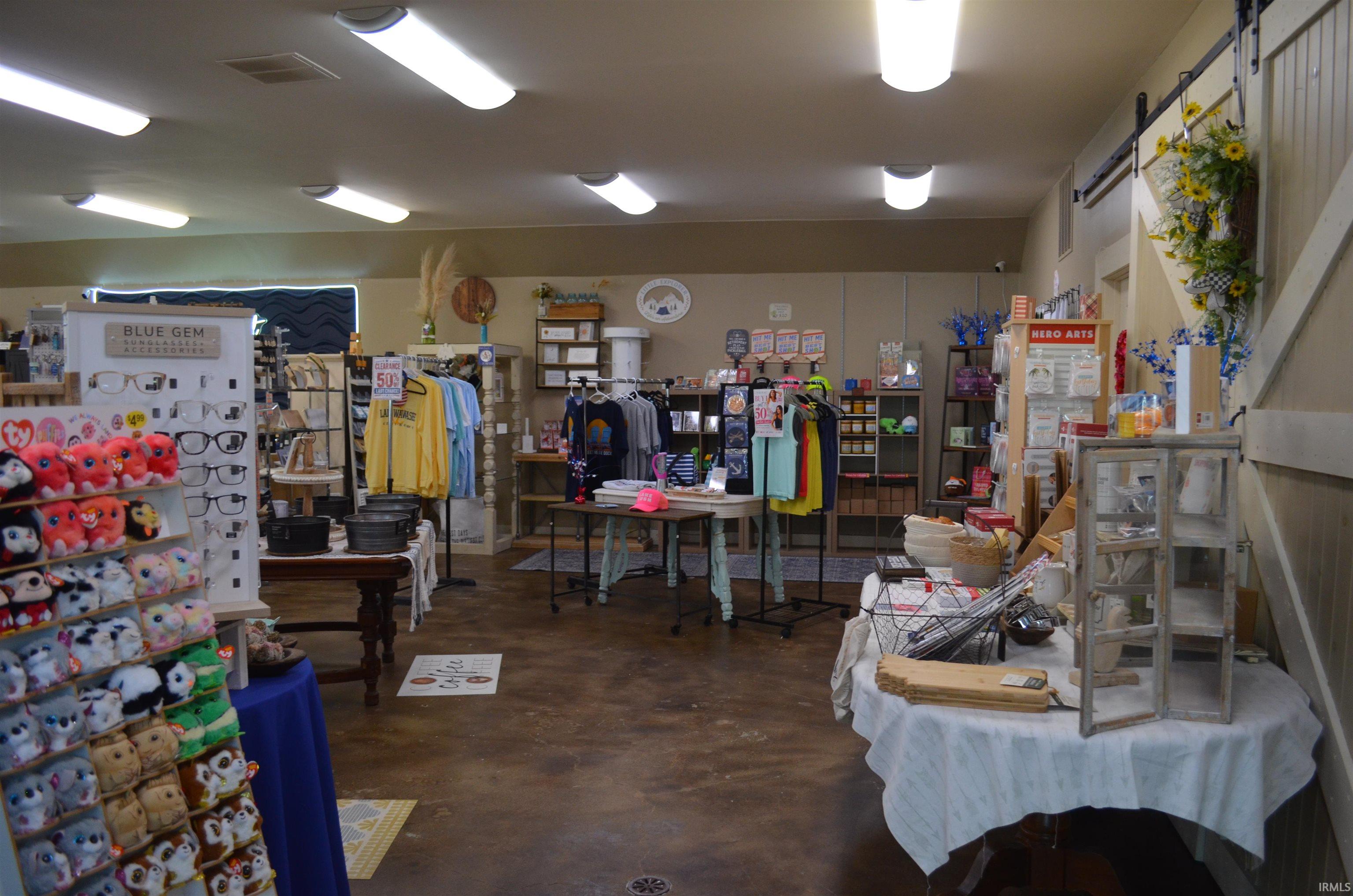 Photo 17 of 507 S Huntington Street