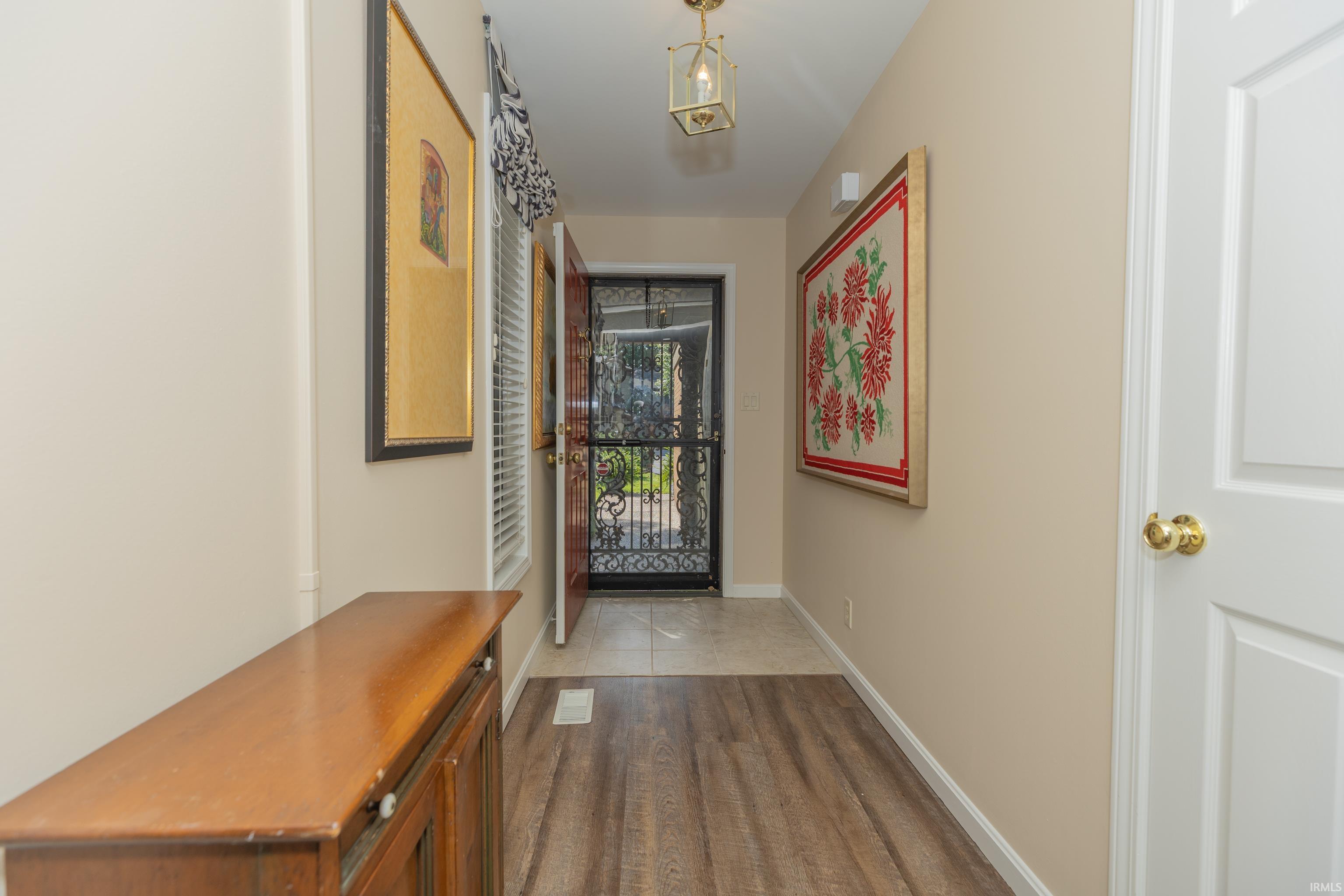 4th image of 172 Hartin Dr #13-A, Evansville, IN 47711 | MLS# 202631682
