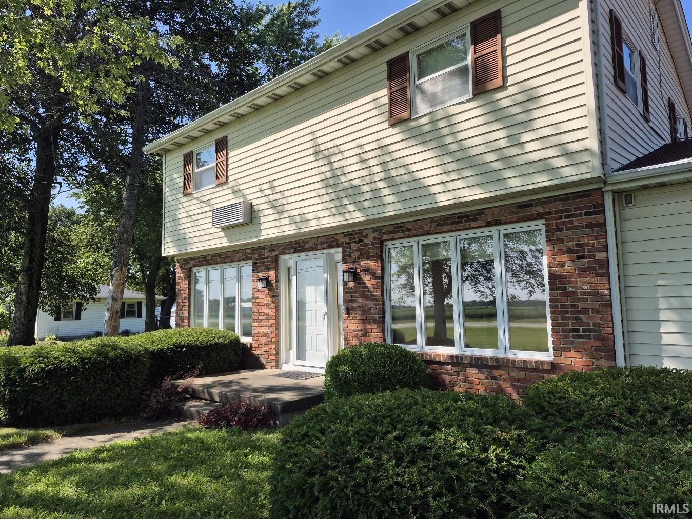 2nd image of 8866 W Delphi Pike Hwy, Converse, IN 46919 | MLS# 202631693