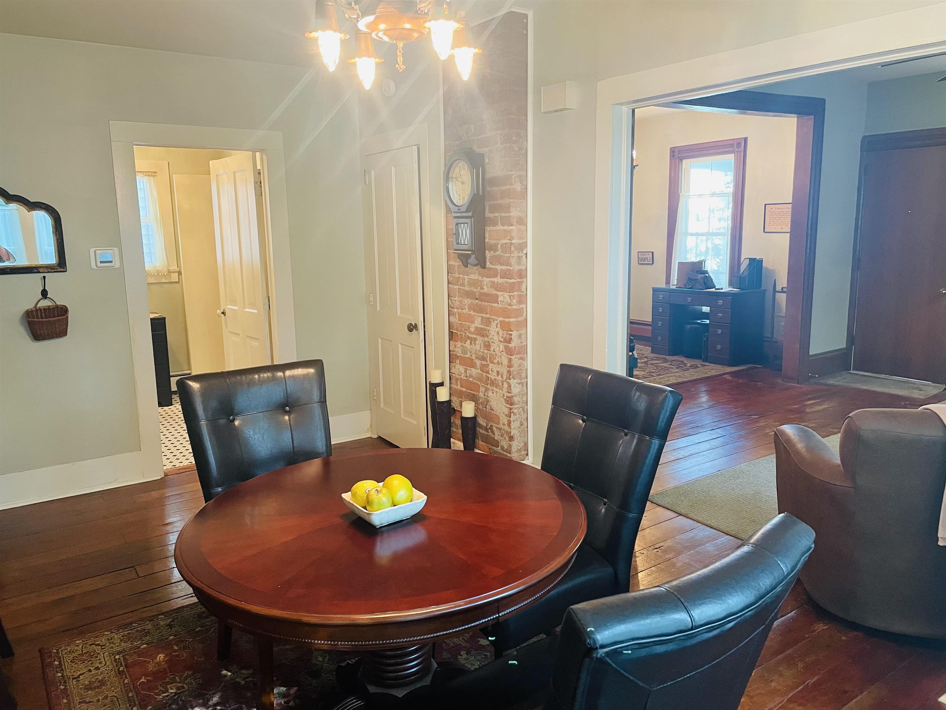 Photo 10 of 409 W Spring Street
