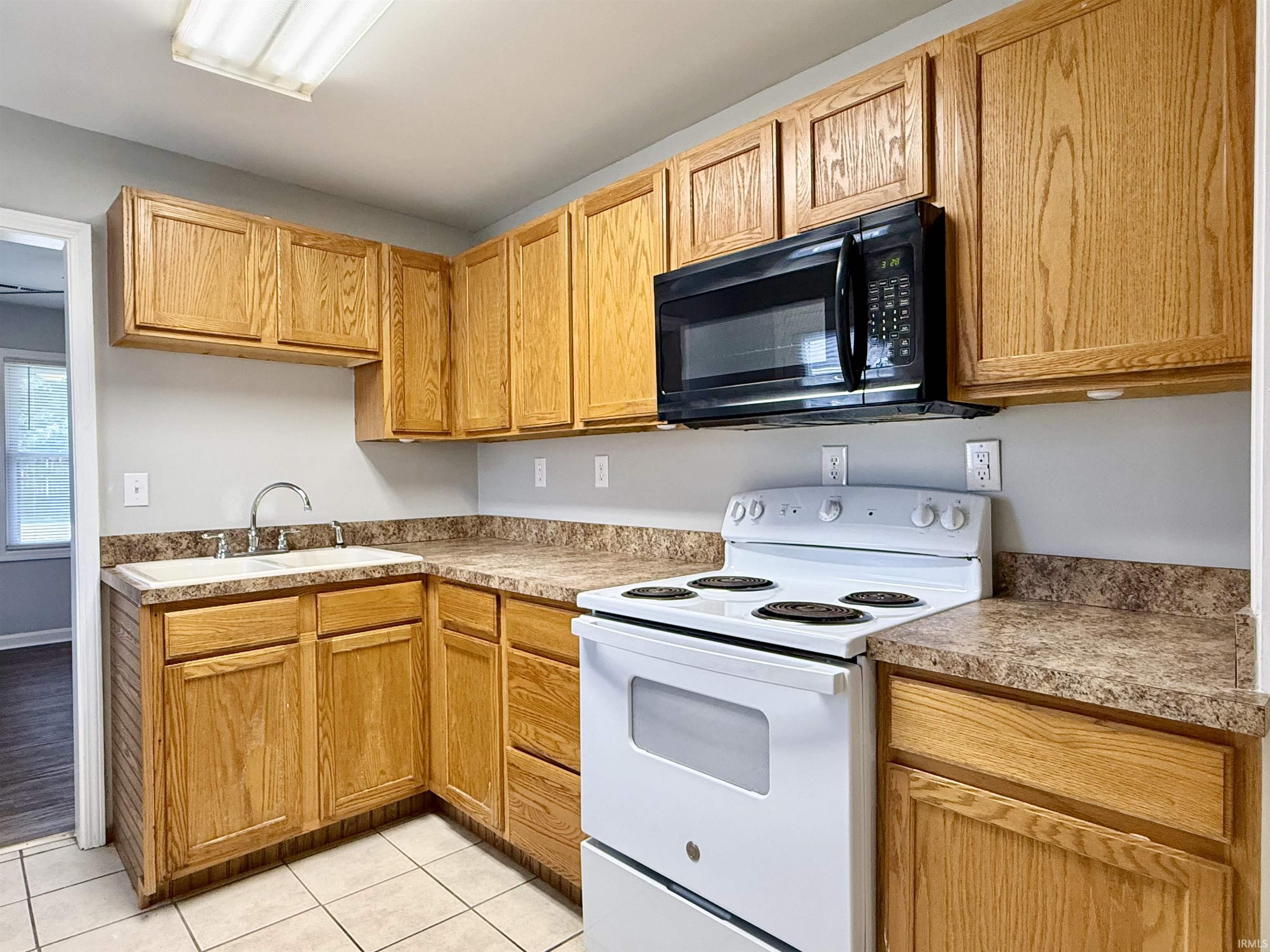 5th image of 222 W Adams Ave, Chandler, IN 47610 | MLS# 202631768