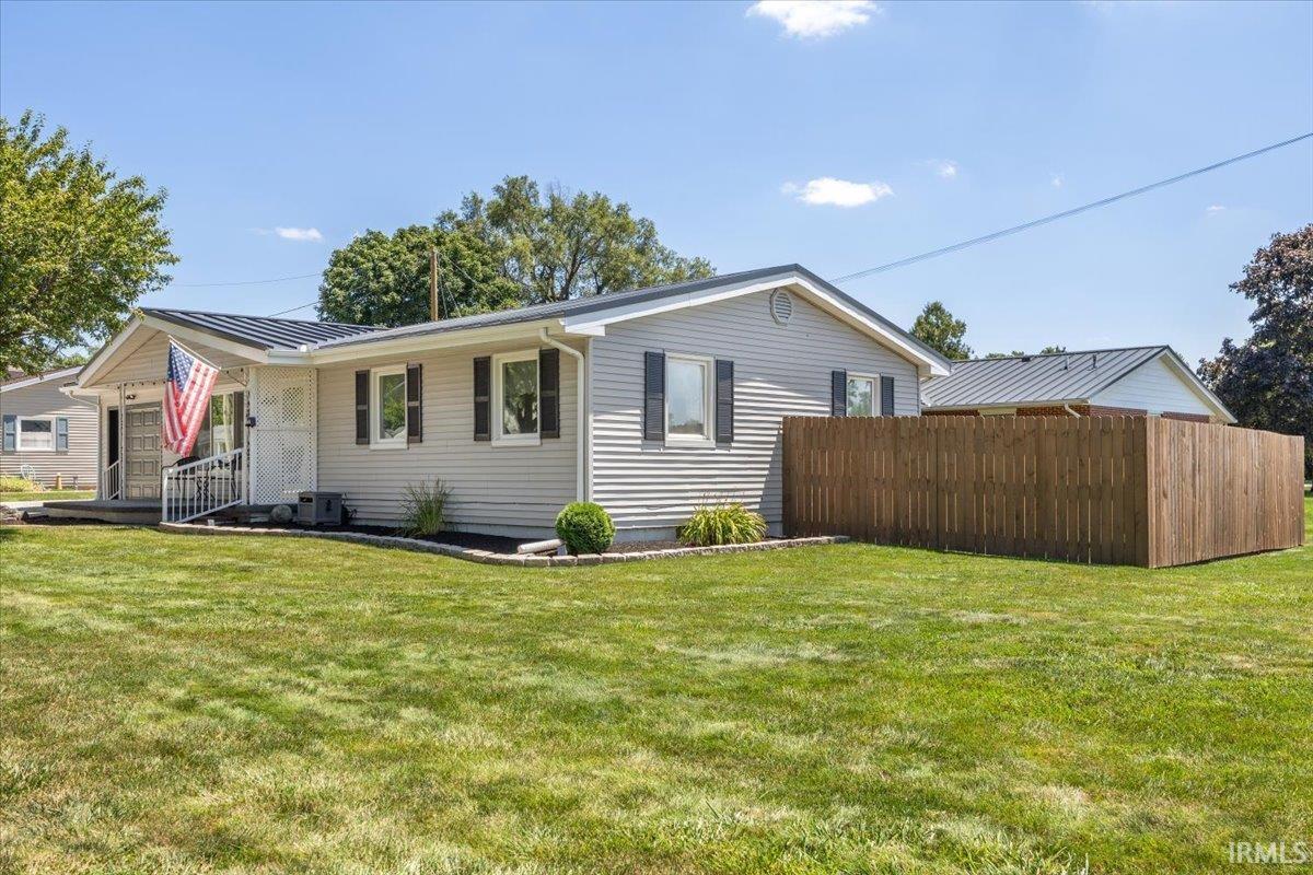 3rd image of 413 Willow Dr, Union City, IN 47390 | MLS# 202631812