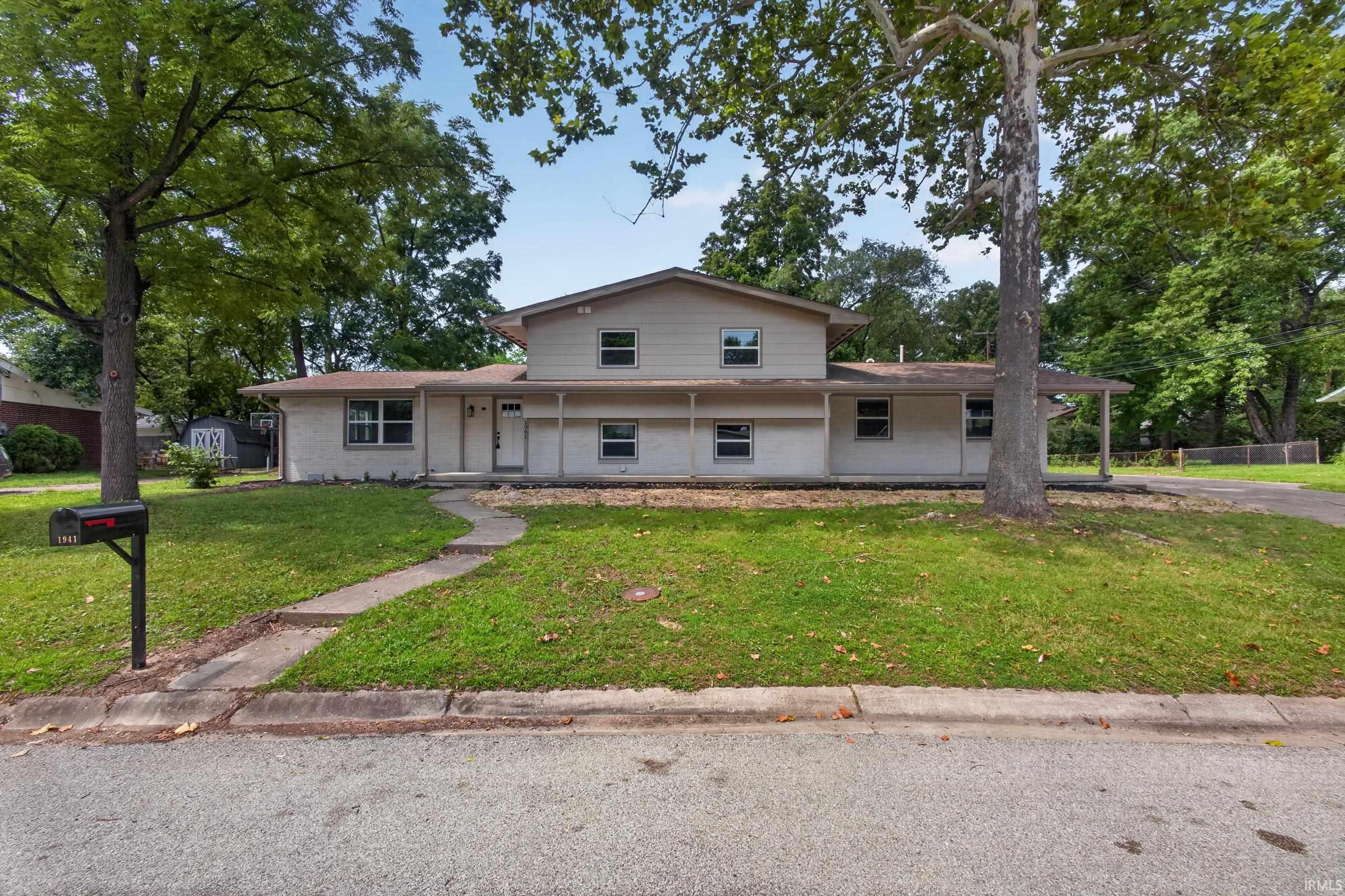 2nd image of 1941 Indian Trail Dr, West Lafayette, IN 47906 | MLS# 202631832