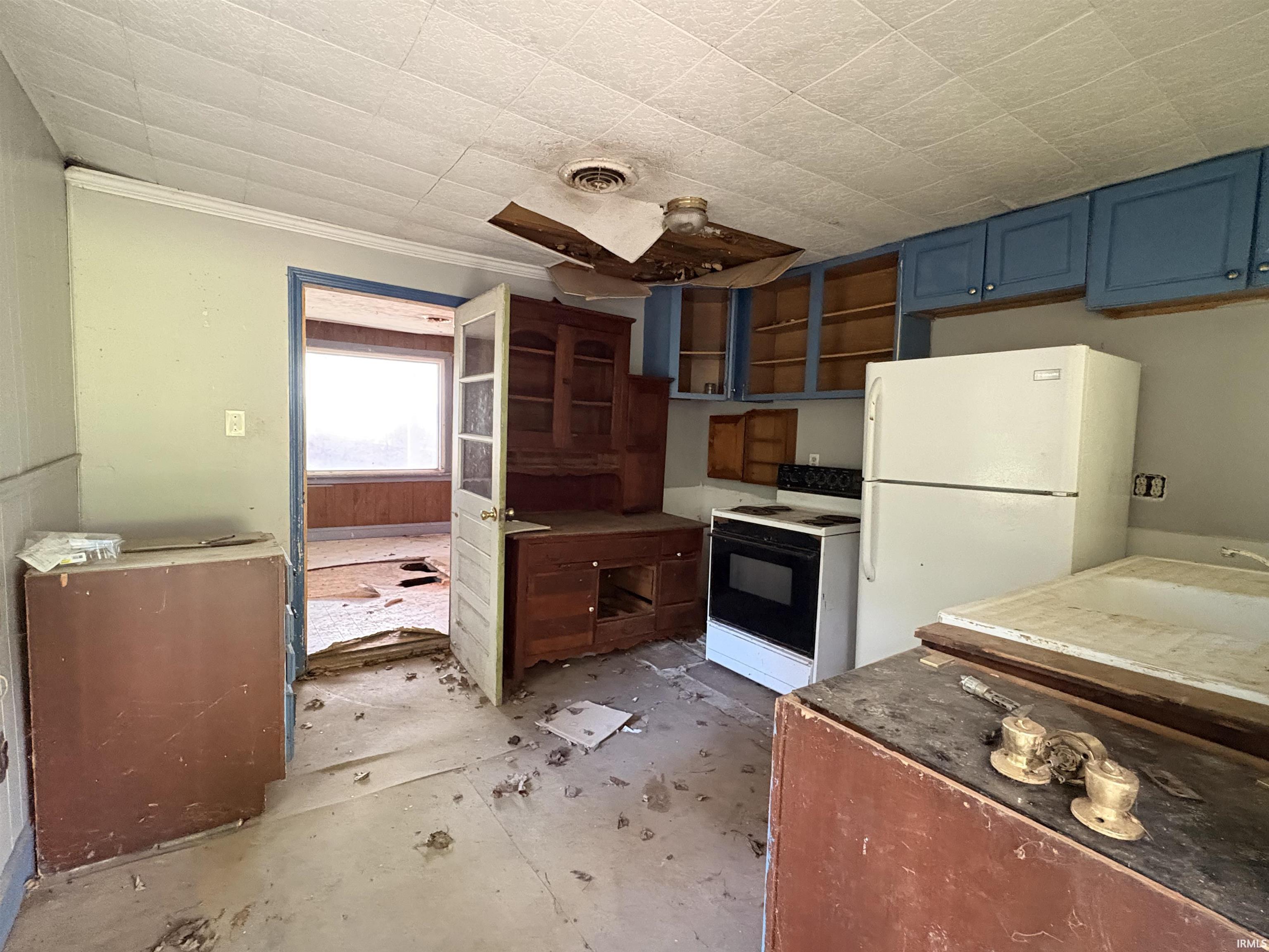5th image of 83 Park Ave, Tell City, IN 47586 | MLS# 202631849