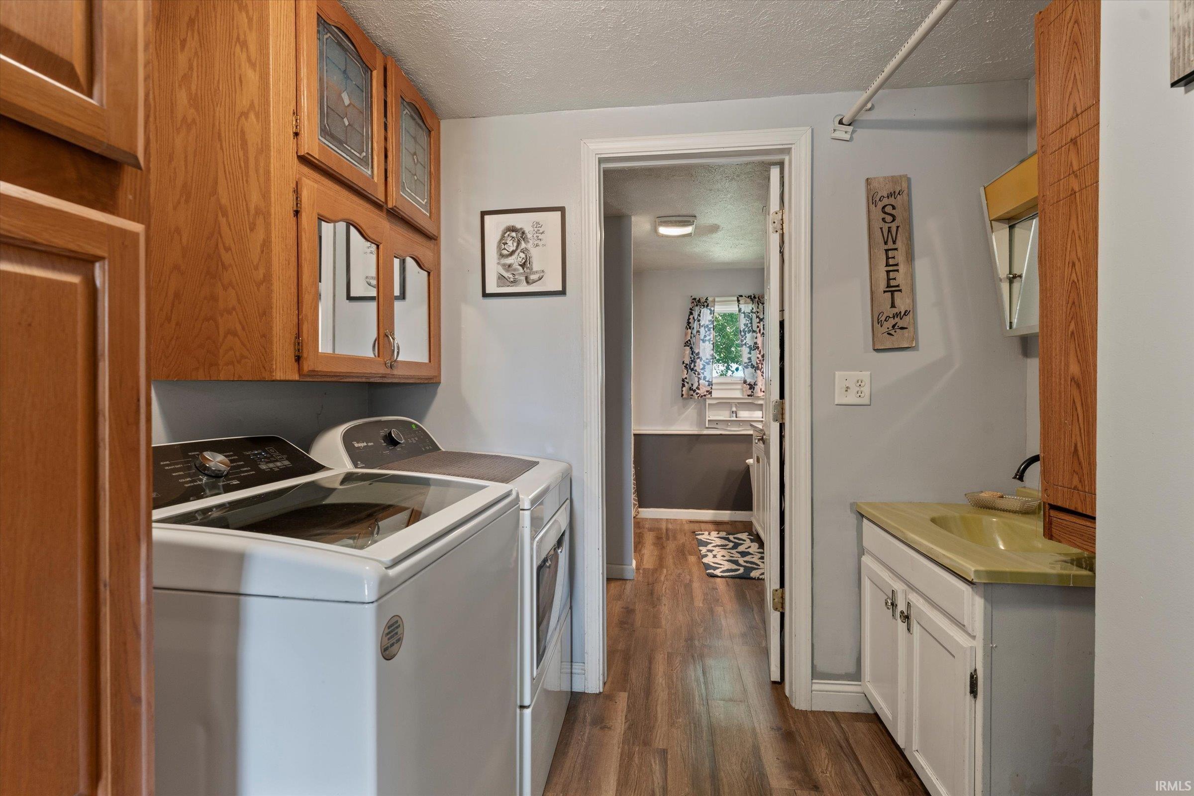 Photo 15 of 209 Bristol Avenue