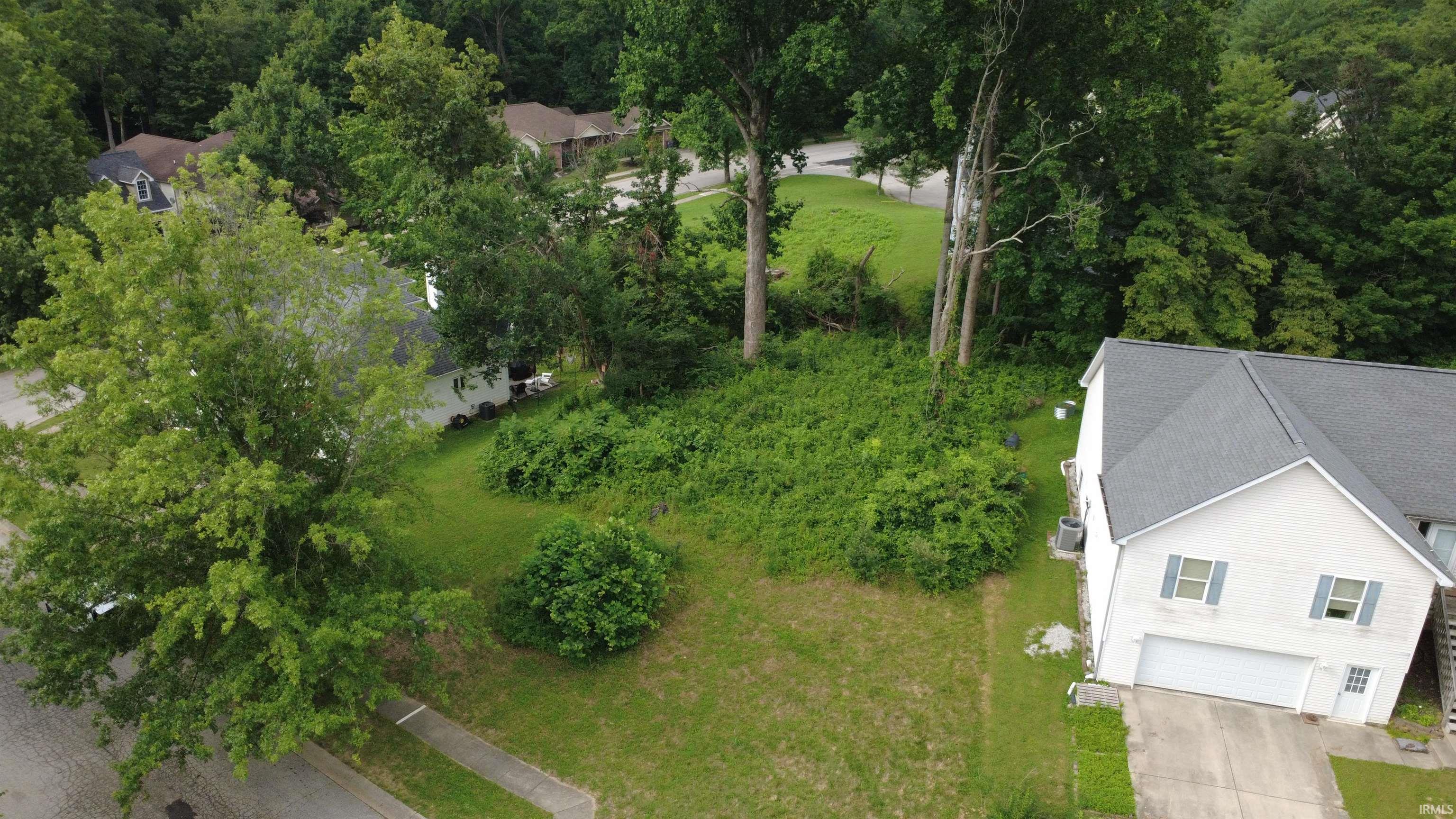 2nd image of 1020 E Keri Marie Ln, Bloomington, IN 47401 | MLS# 202631891