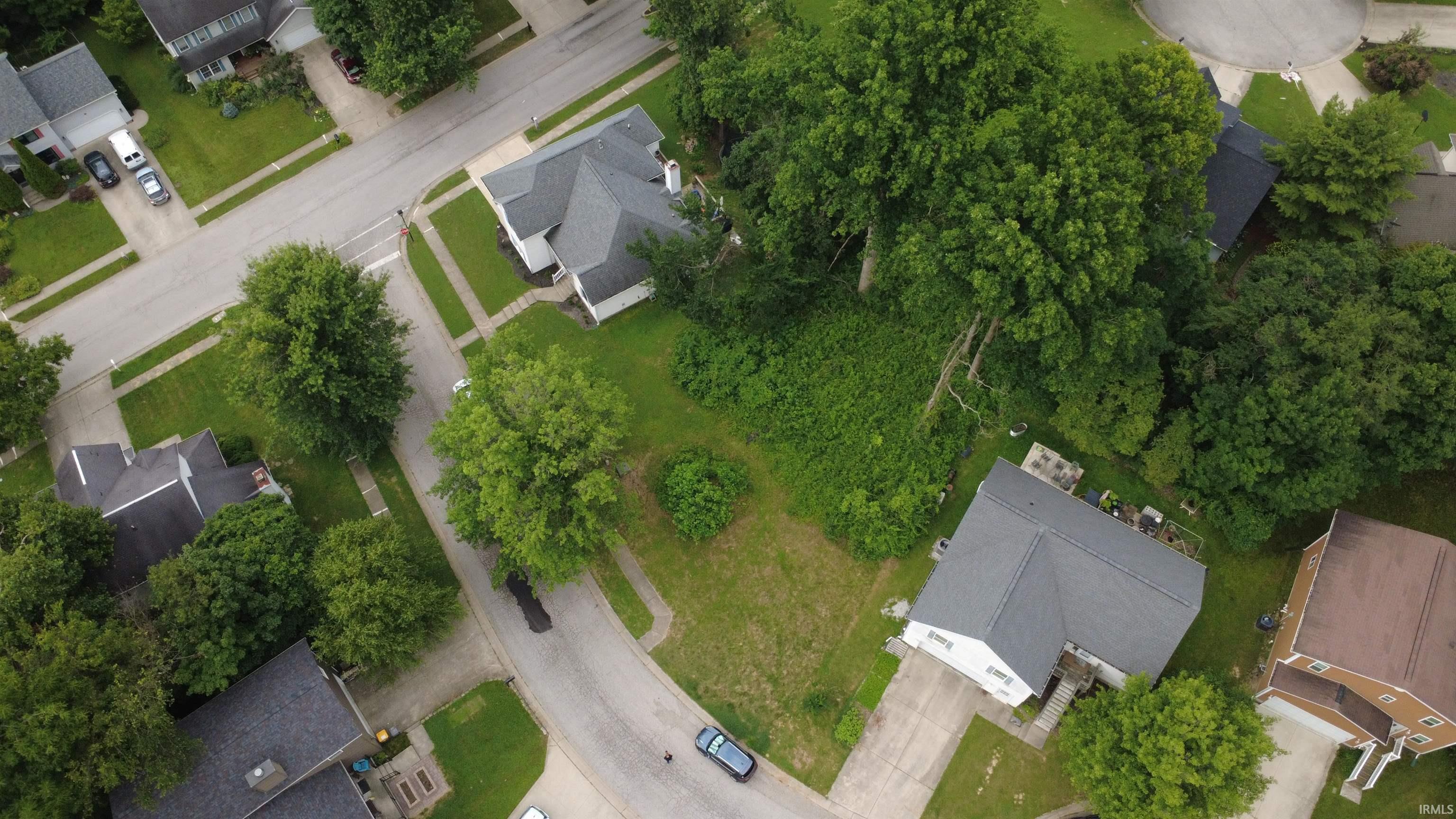 4th image of 1020 E Keri Marie Ln, Bloomington, IN 47401 | MLS# 202631891