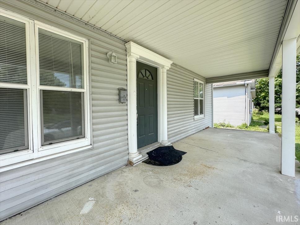2nd image of 1233 S Main St, Kokomo, IN 46902 | MLS# 202631896