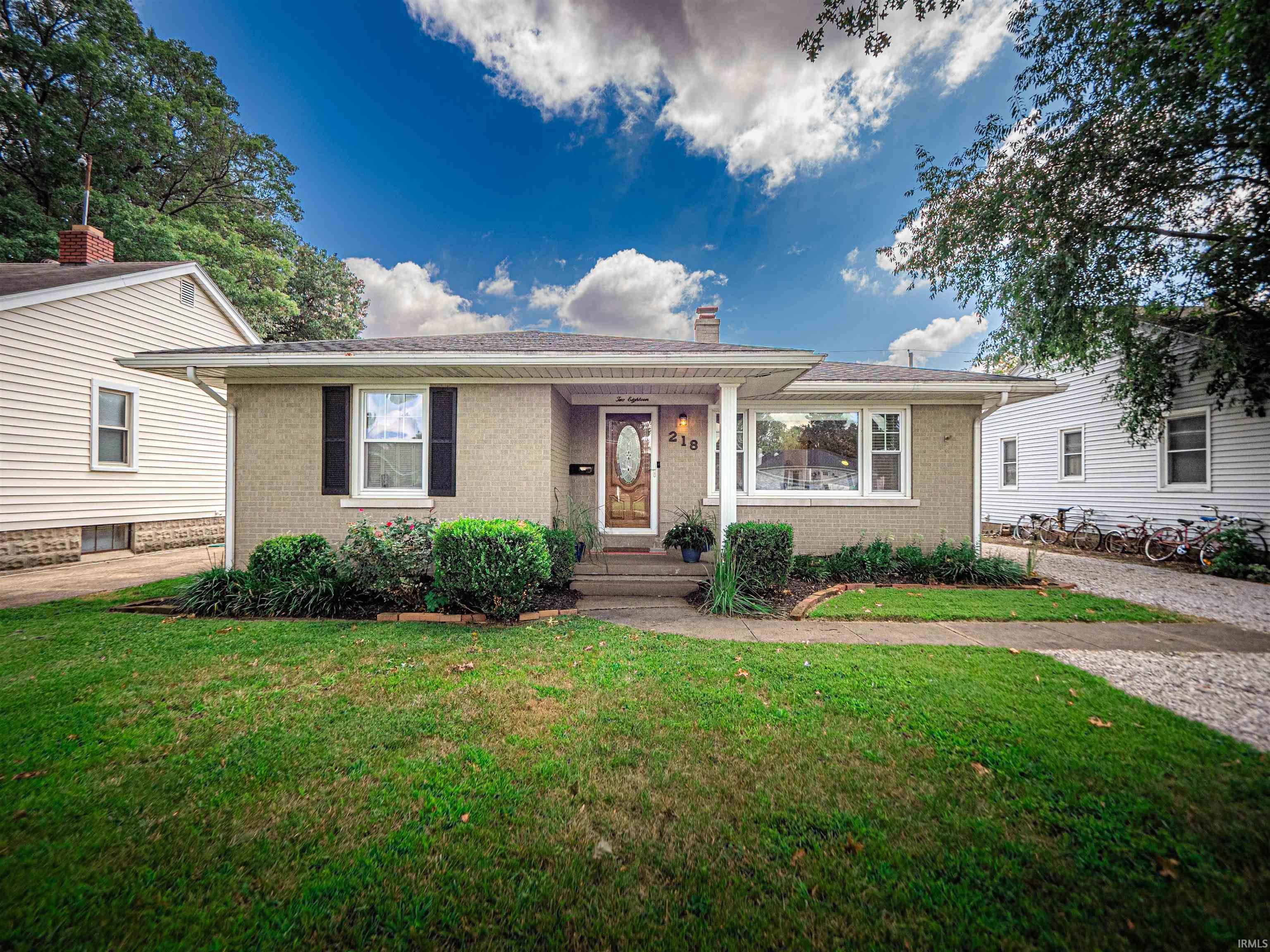 1st image of 218 S Parker Dr, Evansville, IN 47714 | MLS# 202631907