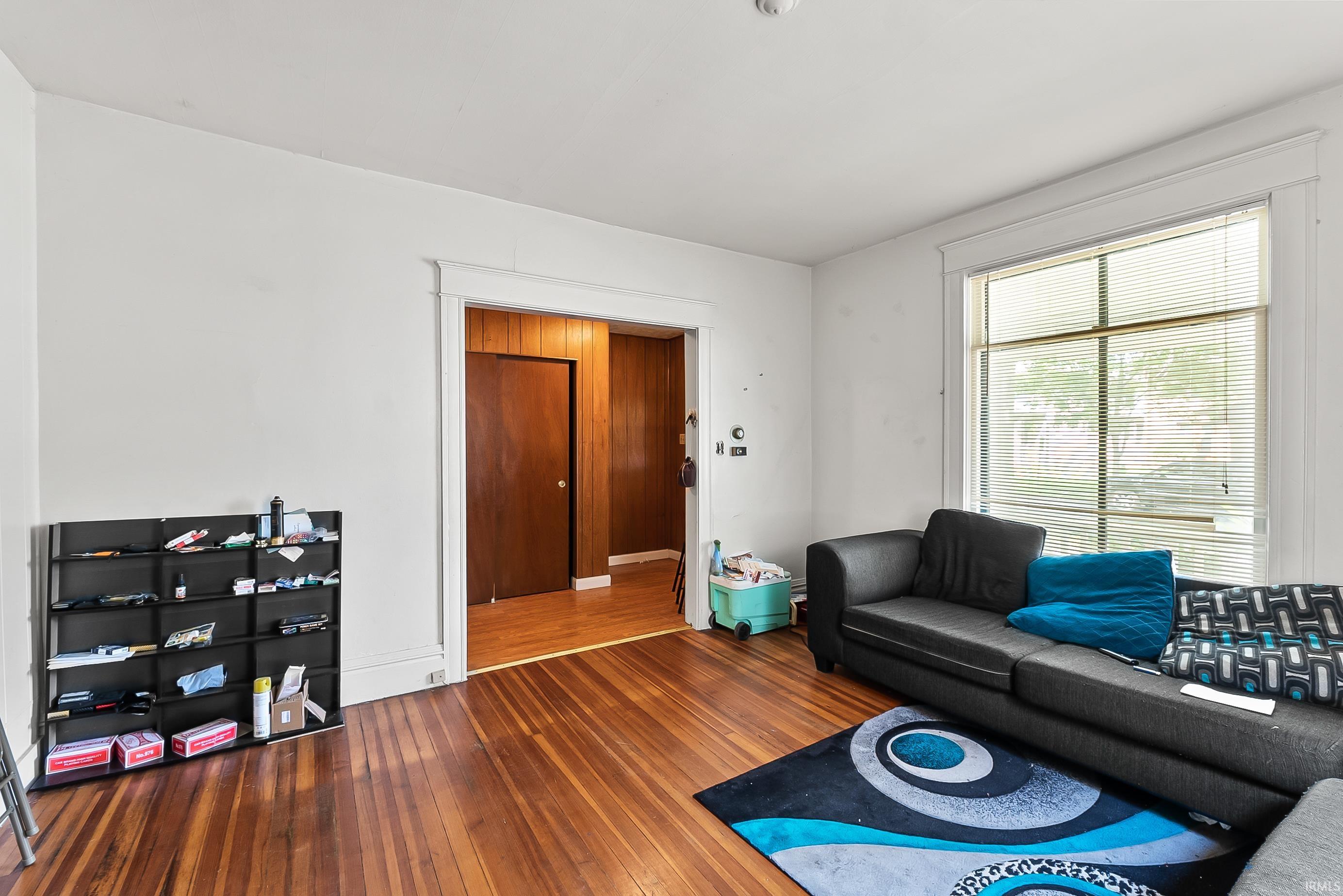 Photo 4 of 2015 Crescent Avenue