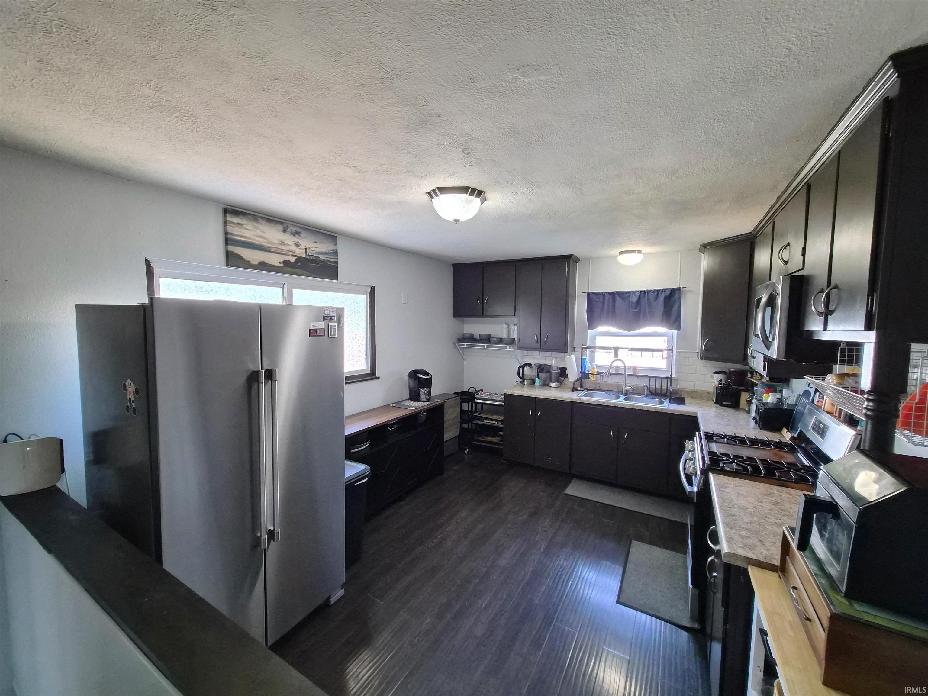 Photo 4 of 1608 Hickory Place