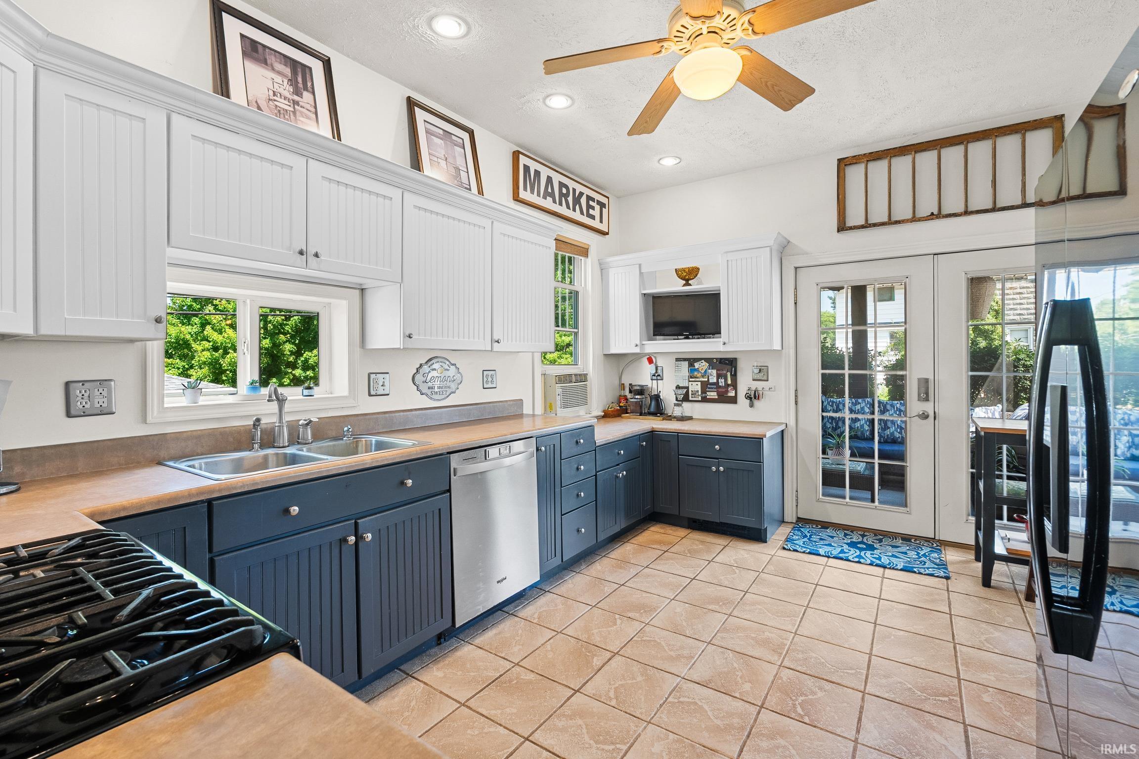 Photo 22 of 207 7th Street