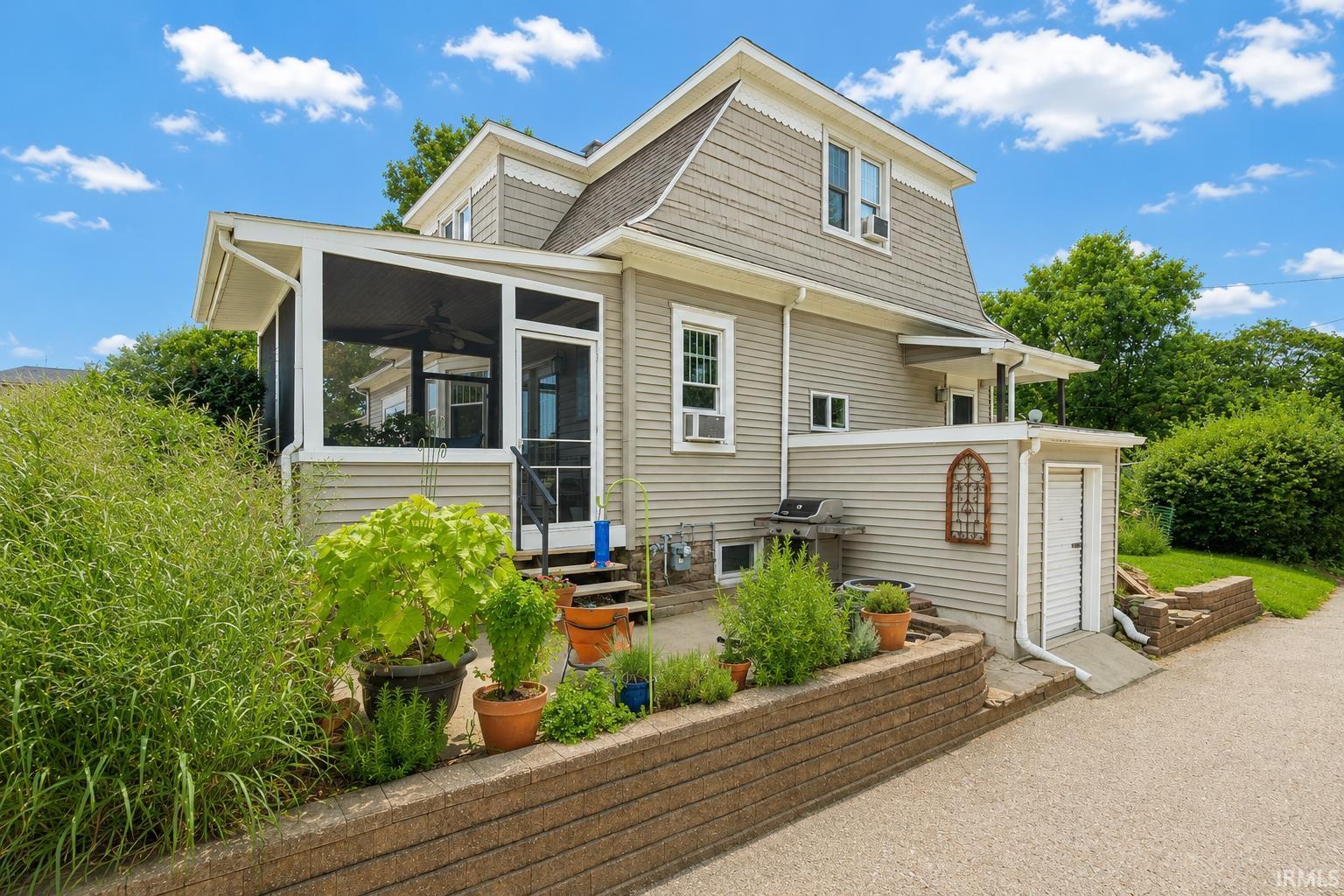 Photo 5 of 207 7th Street