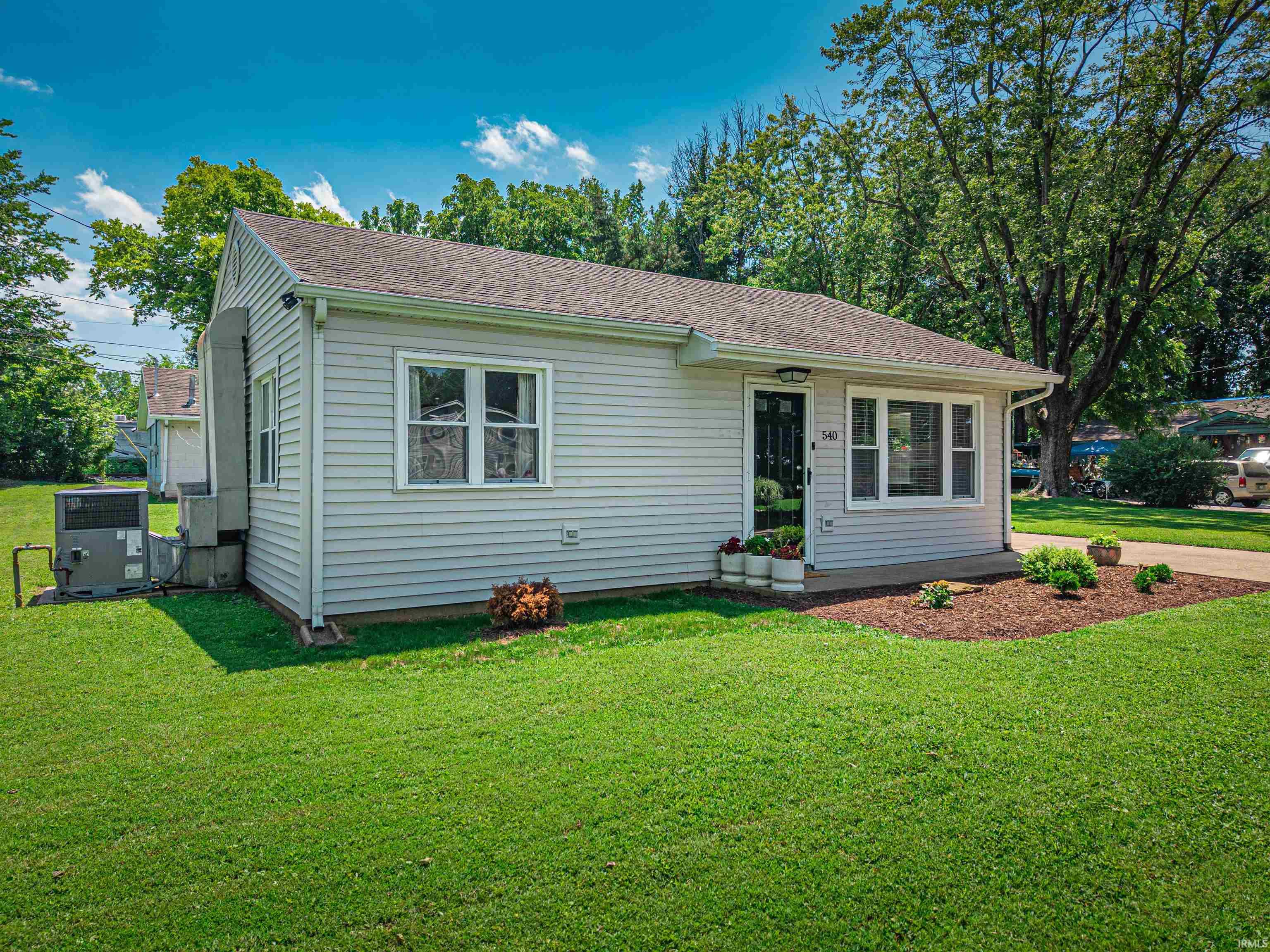 3rd image of 540 W Walnut St, Chandler, IN 47610 | MLS# 202631944