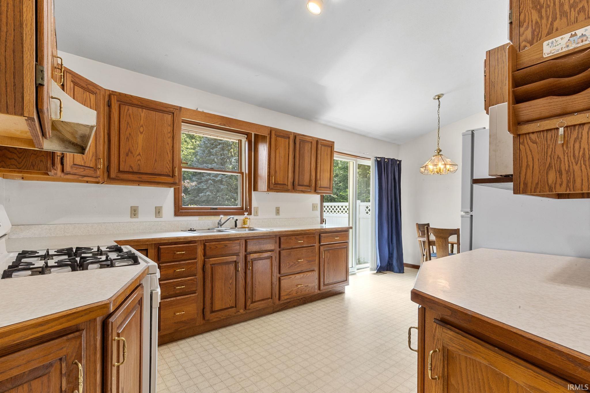 Photo 8 of 18376 Debra Drive