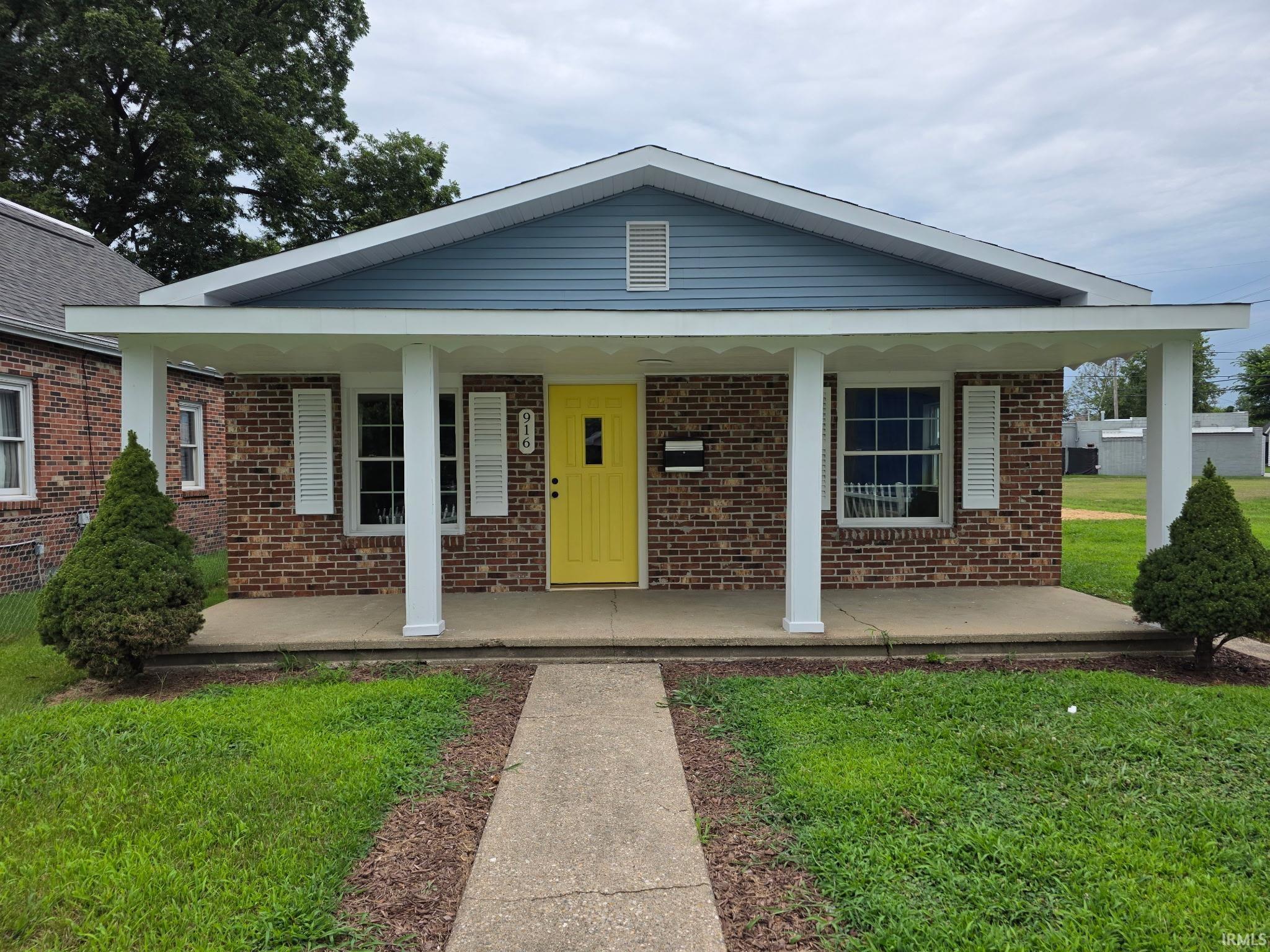 Photo 1 of Sale Pending at 916 N 13th Street, Vincennes, IN 47591 | MLS# 202631974 | Listing updated on 2026-09-30