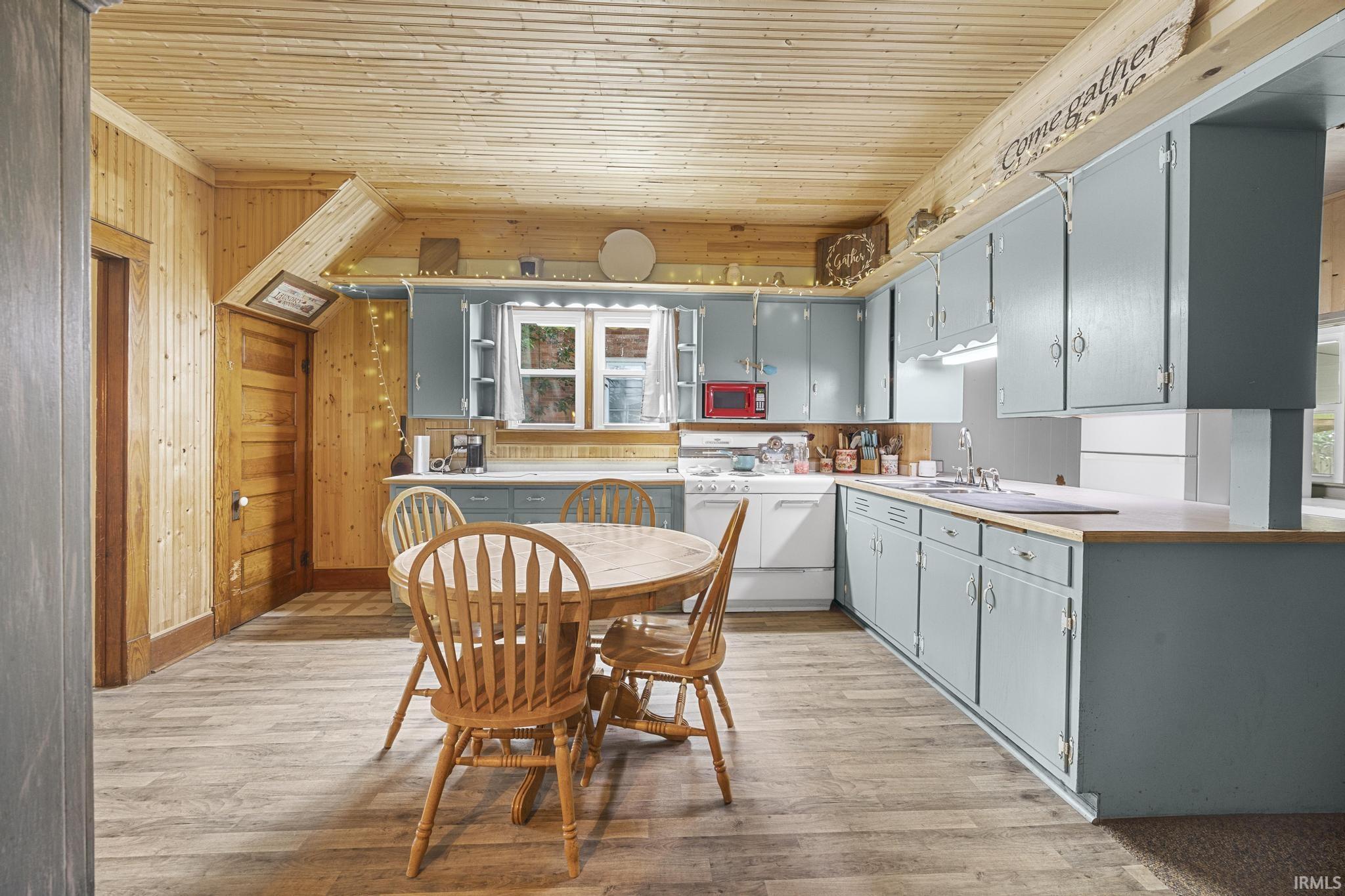 5th image of 1017 11Th St, Tell City, IN 47586 | MLS# 202631975