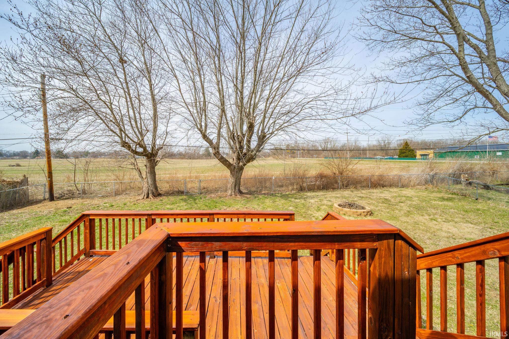 2nd image of 807 Bittersweet Ln, Anderson, IN 46011 | MLS# 202631988